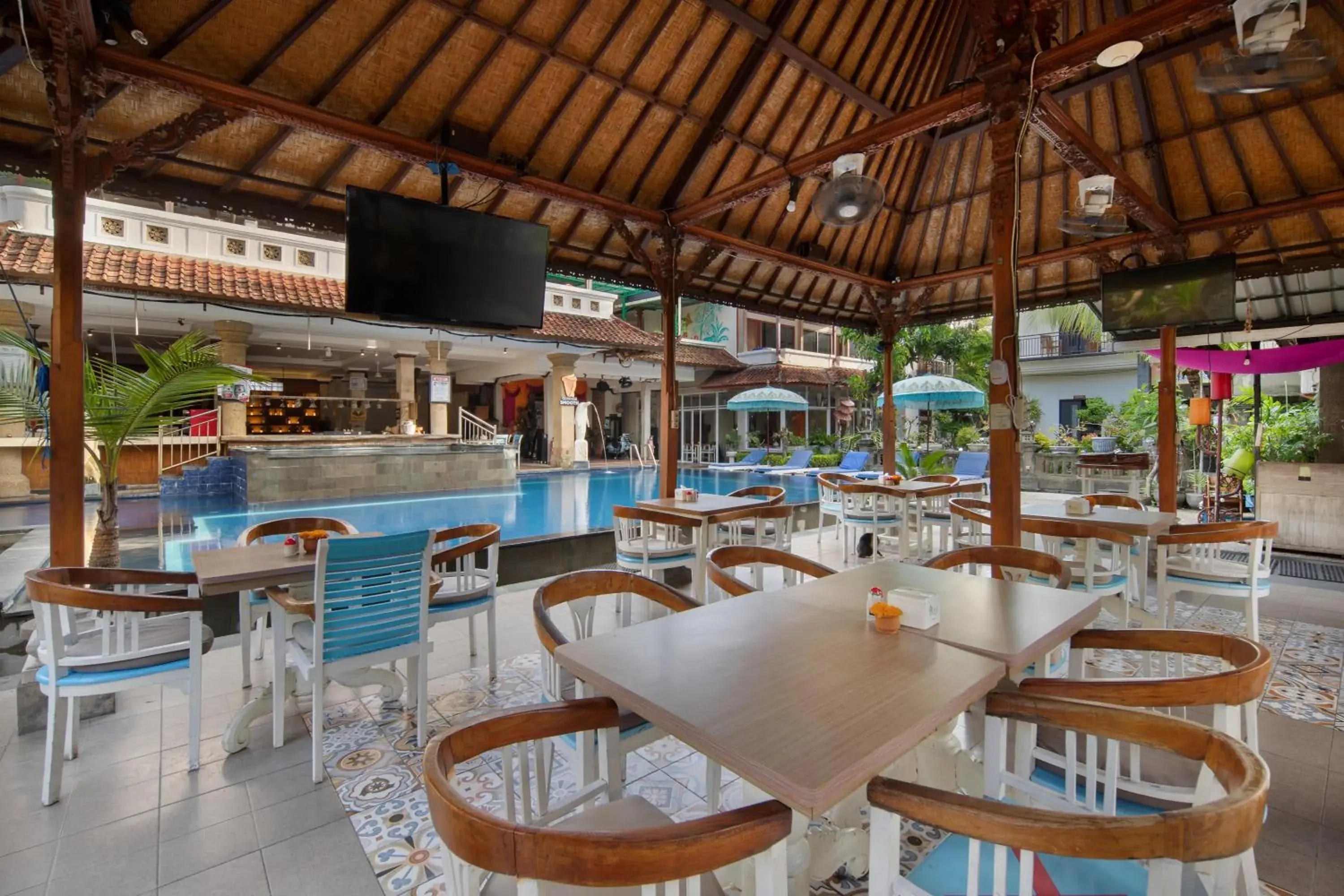 Restaurant/places to eat in Legian Village Hotel - CHSE Certified