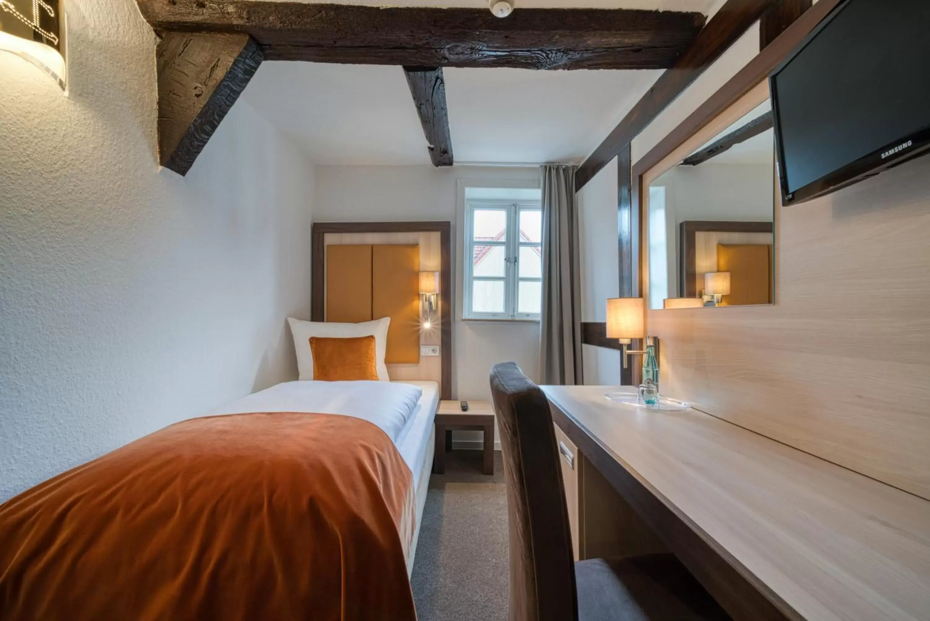 Bed in Hotel Am Fischmarkt