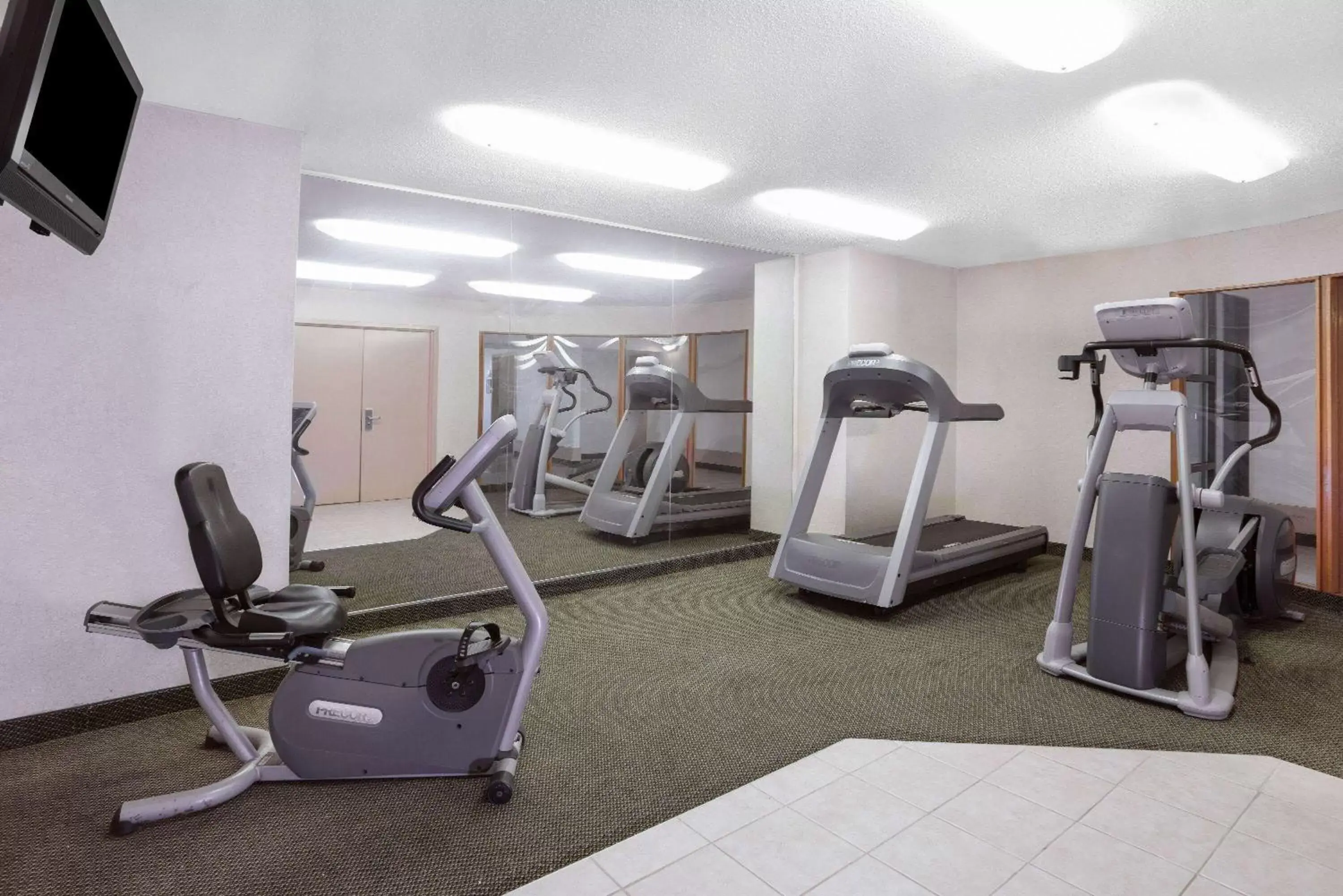 Fitness Center/Facilities in Days Inn by Wyndham Raleigh Glenwood-Crabtree