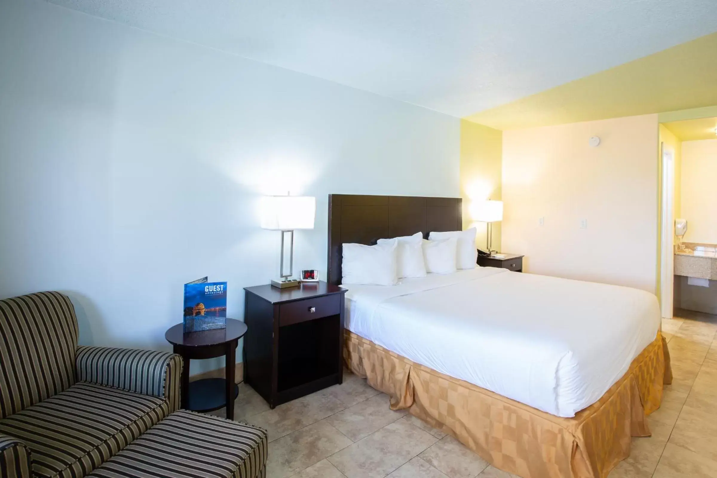 Photo of the whole room, Bed in The Ponce St. Augustine Hotel