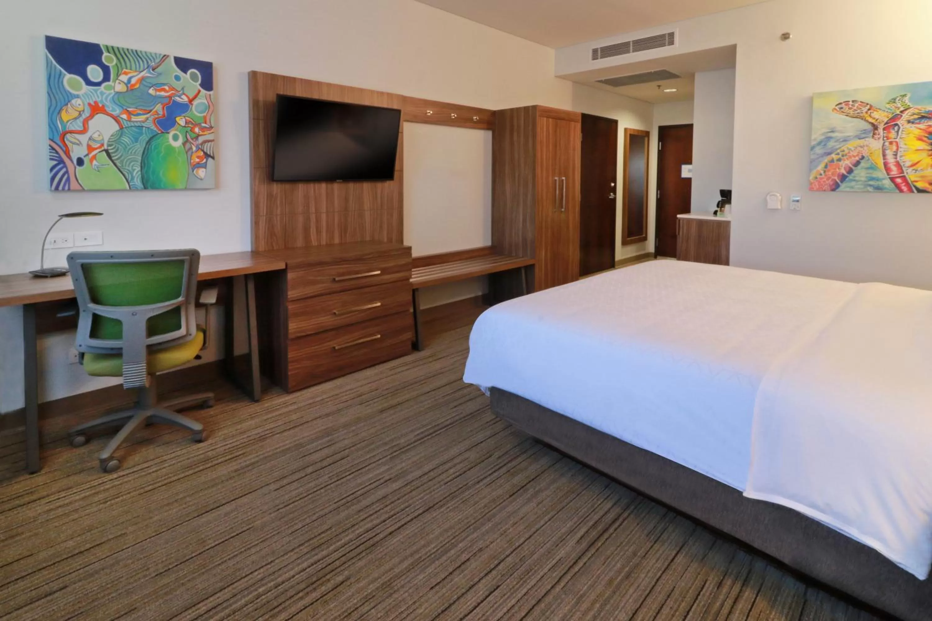 Photo of the whole room, Bed in Holiday Inn Express & Suites - Ensenada Centro by IHG