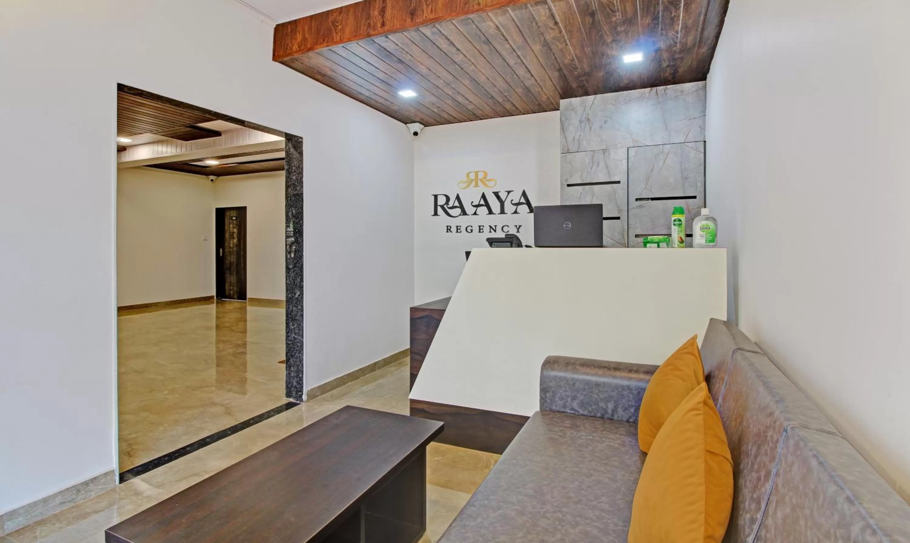 Kitchen/Kitchenette in Treebo Trend Raaya Regency