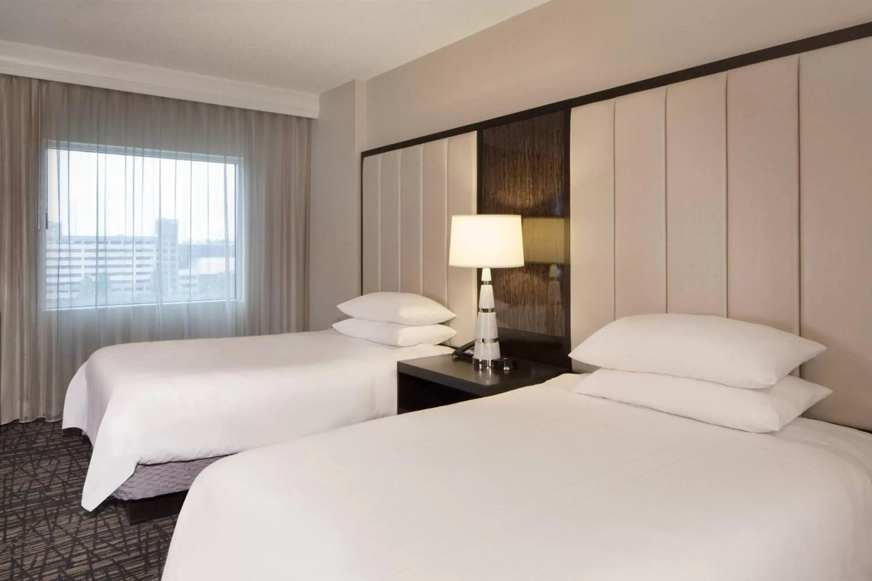 Bedroom, Bed in Dallas Marriott Suites Medical/Market Center