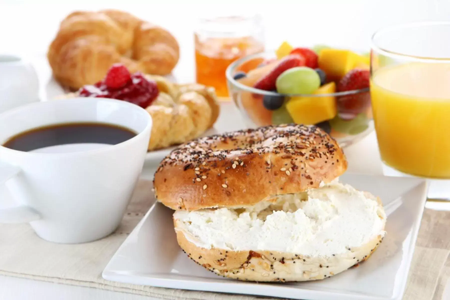 Breakfast in Days Inn by Wyndham Fort Lauderdale Airport Cruise Port