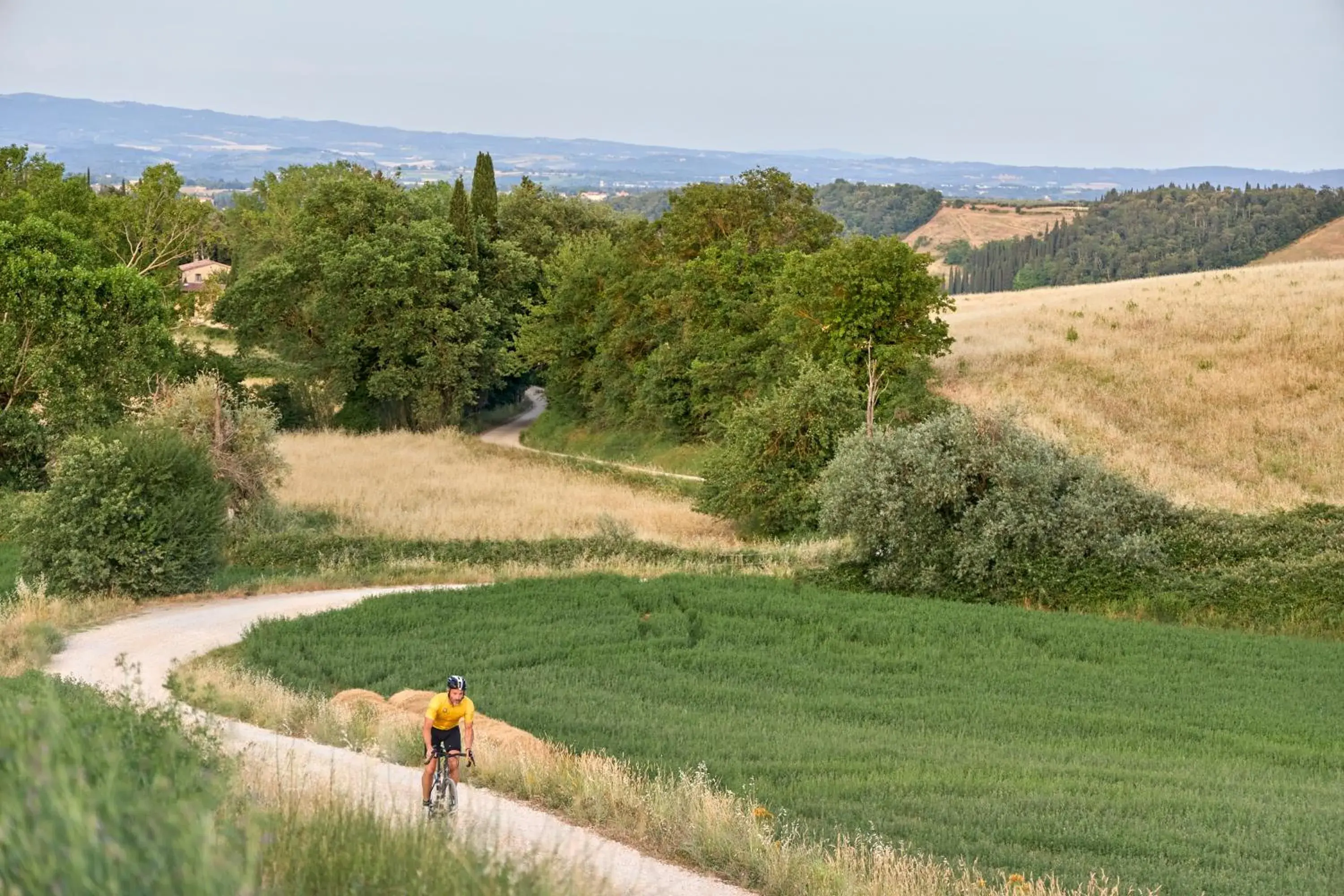 Cycling in Hotel & Restaurant Casolare Le Terre Rosse