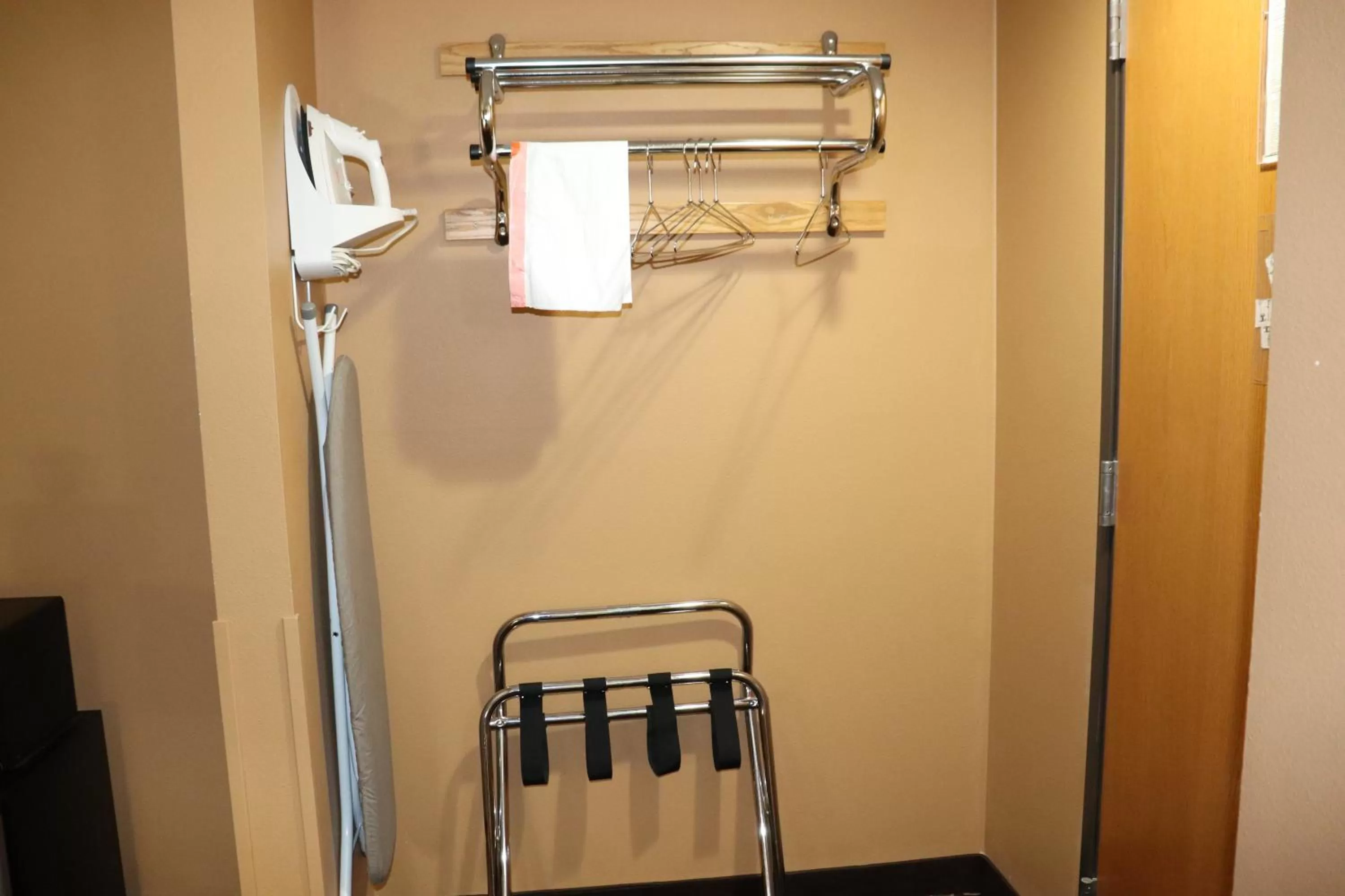 Bathroom in Prairie Inn Holmen La Crosse Area