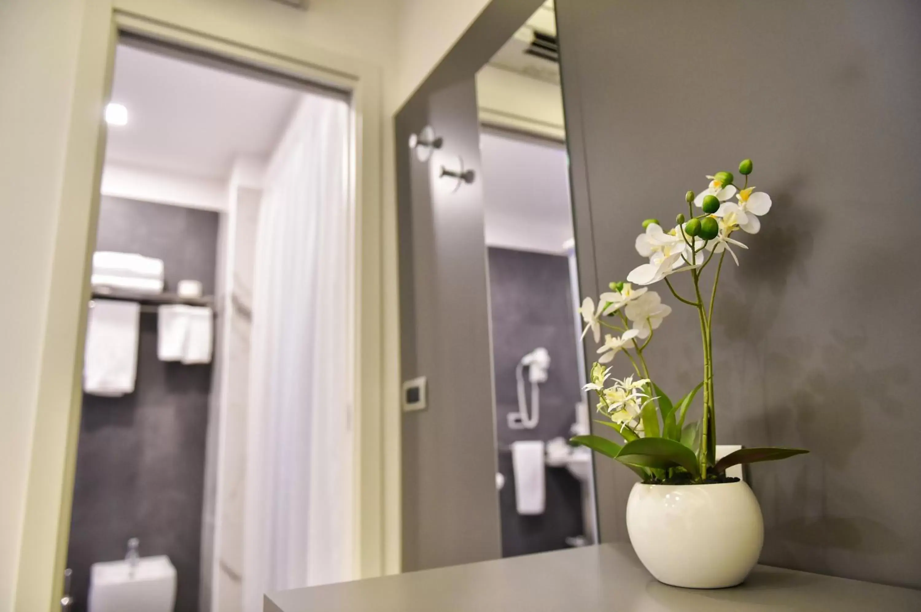 Bathroom in Pompei Inn Ruins B&B Luxury Suite