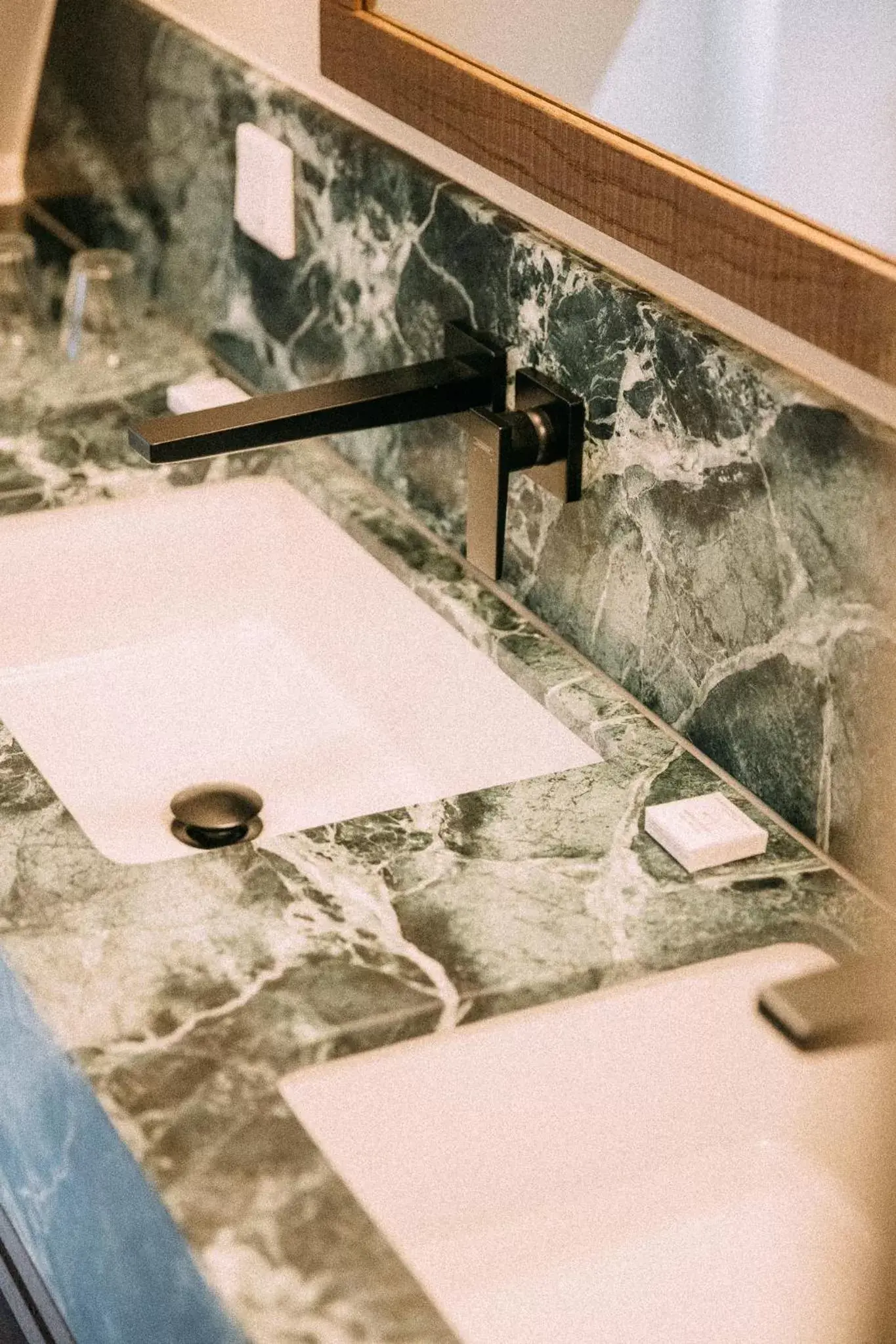 Bathroom in de Wever Lodge