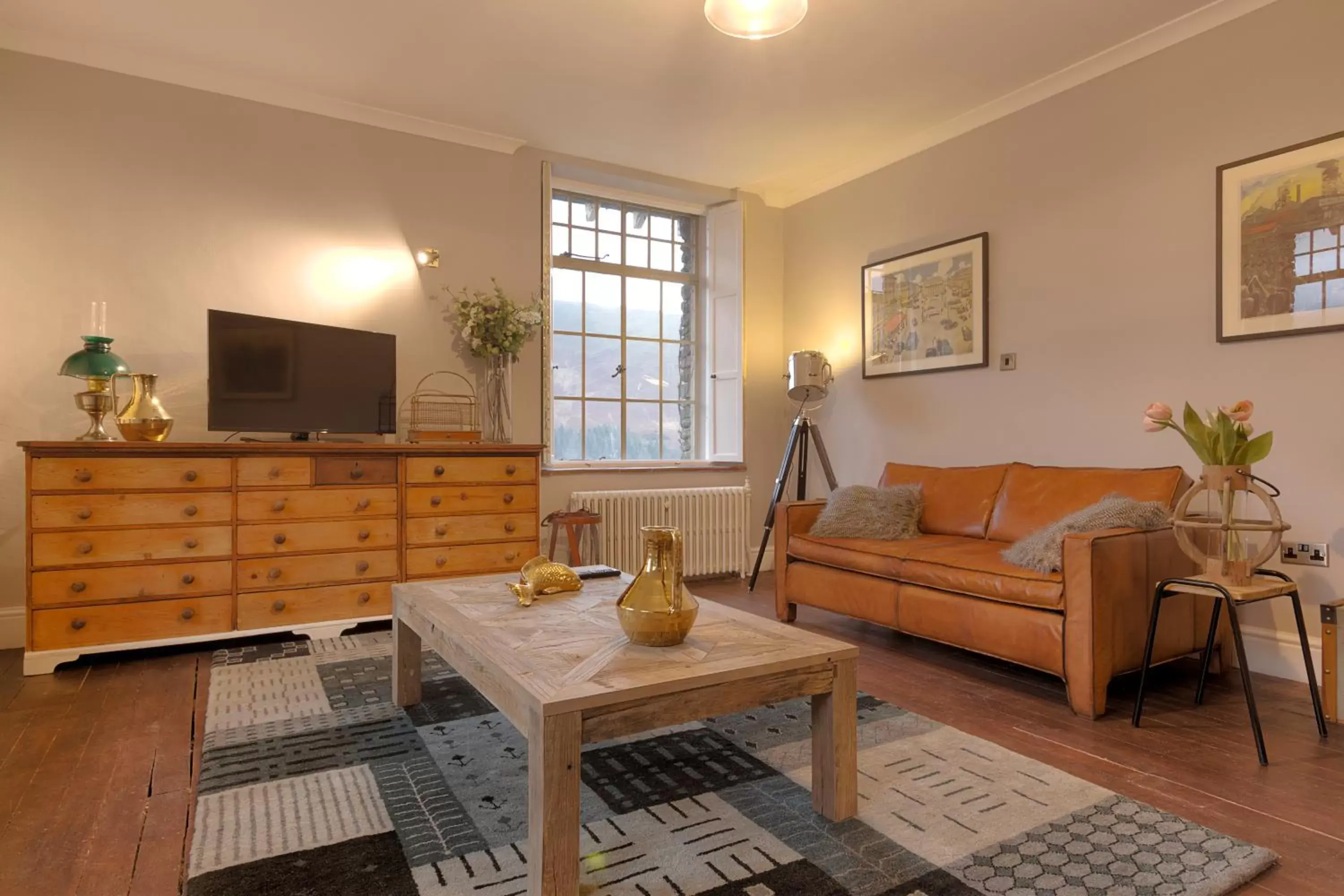 TV and multimedia, Seating Area in Haweswater Hotel