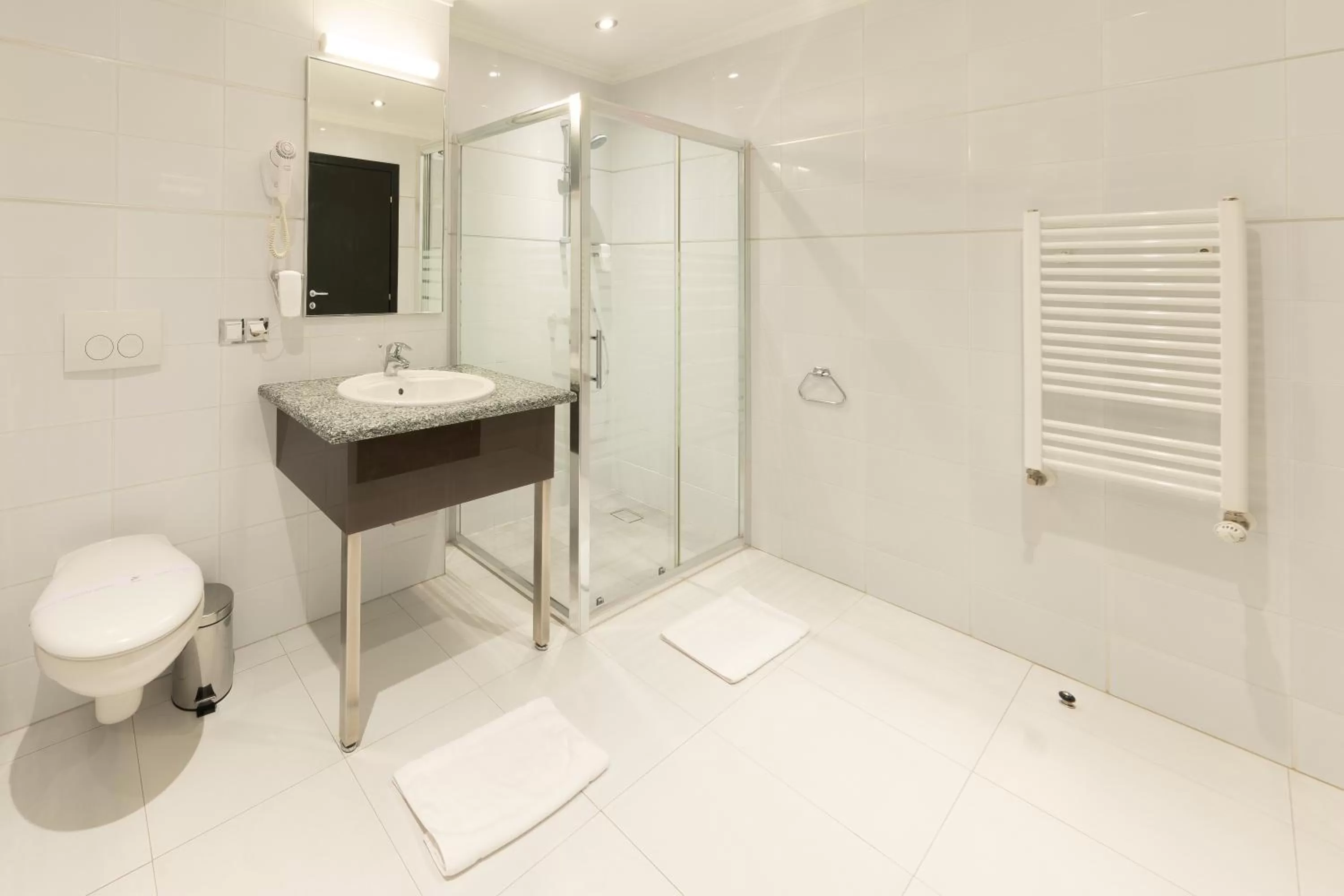 Bathroom in Daria Suite