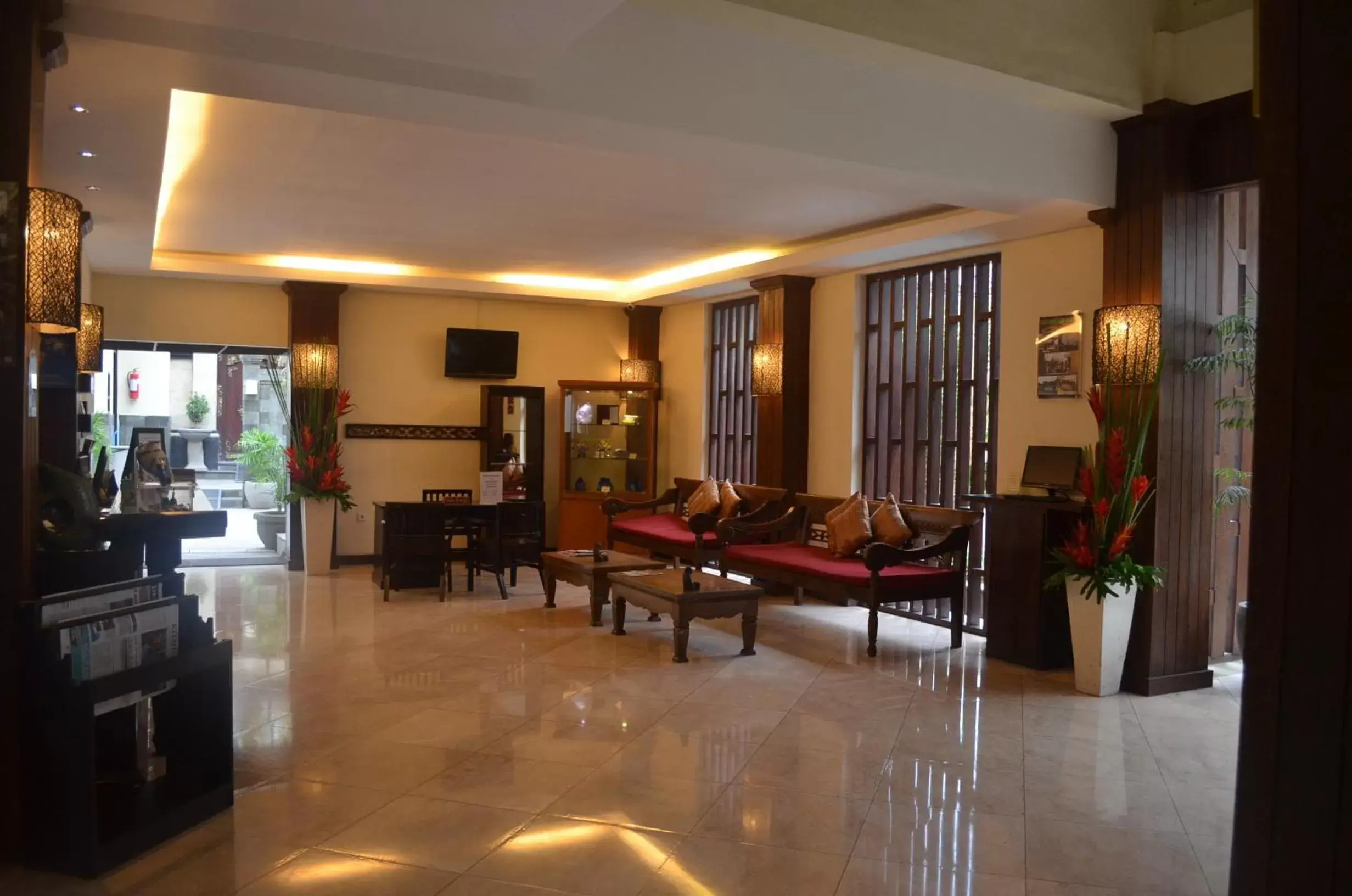Lobby or reception in Best Western Kuta Villa