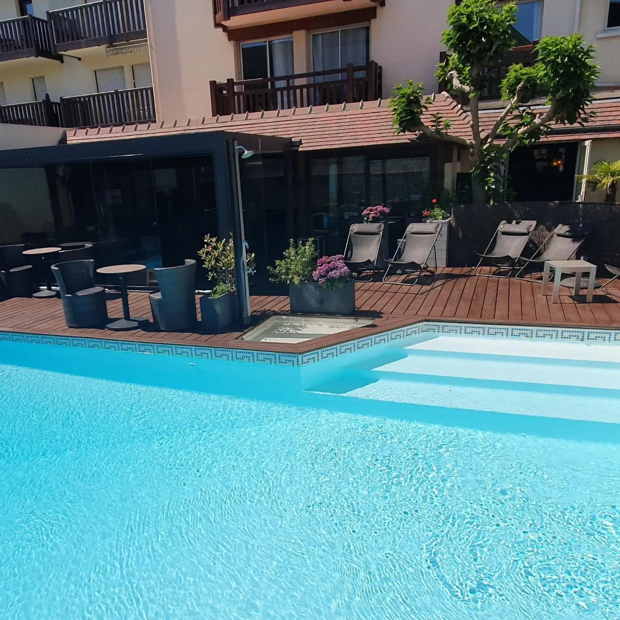 Patio, Swimming Pool in Le Trophée By M Hôtel Spa