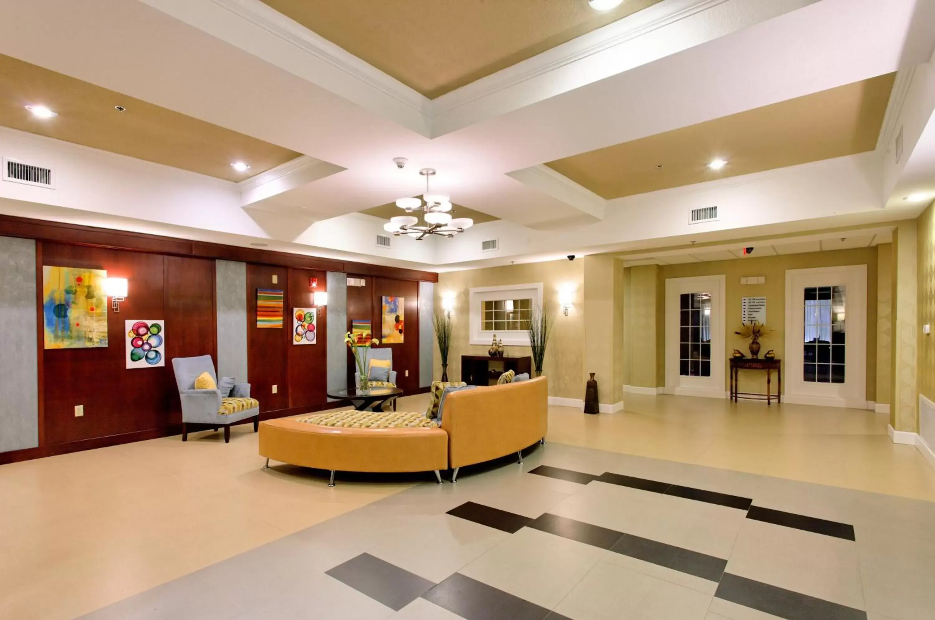 Property building, Lobby/Reception in Holiday Inn Express - Andalusia, an IHG Hotel