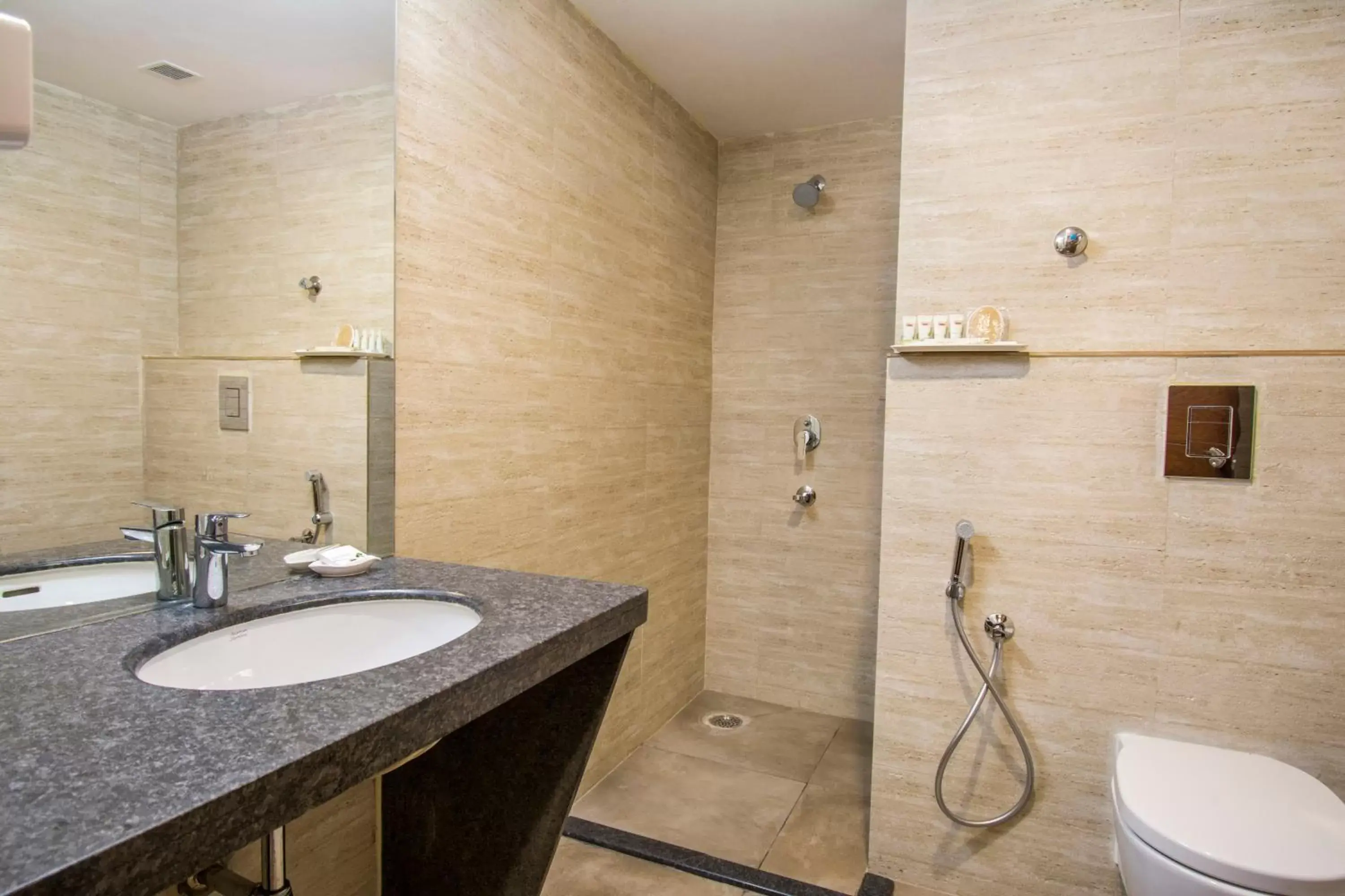 Bathroom in Mantris Hotel