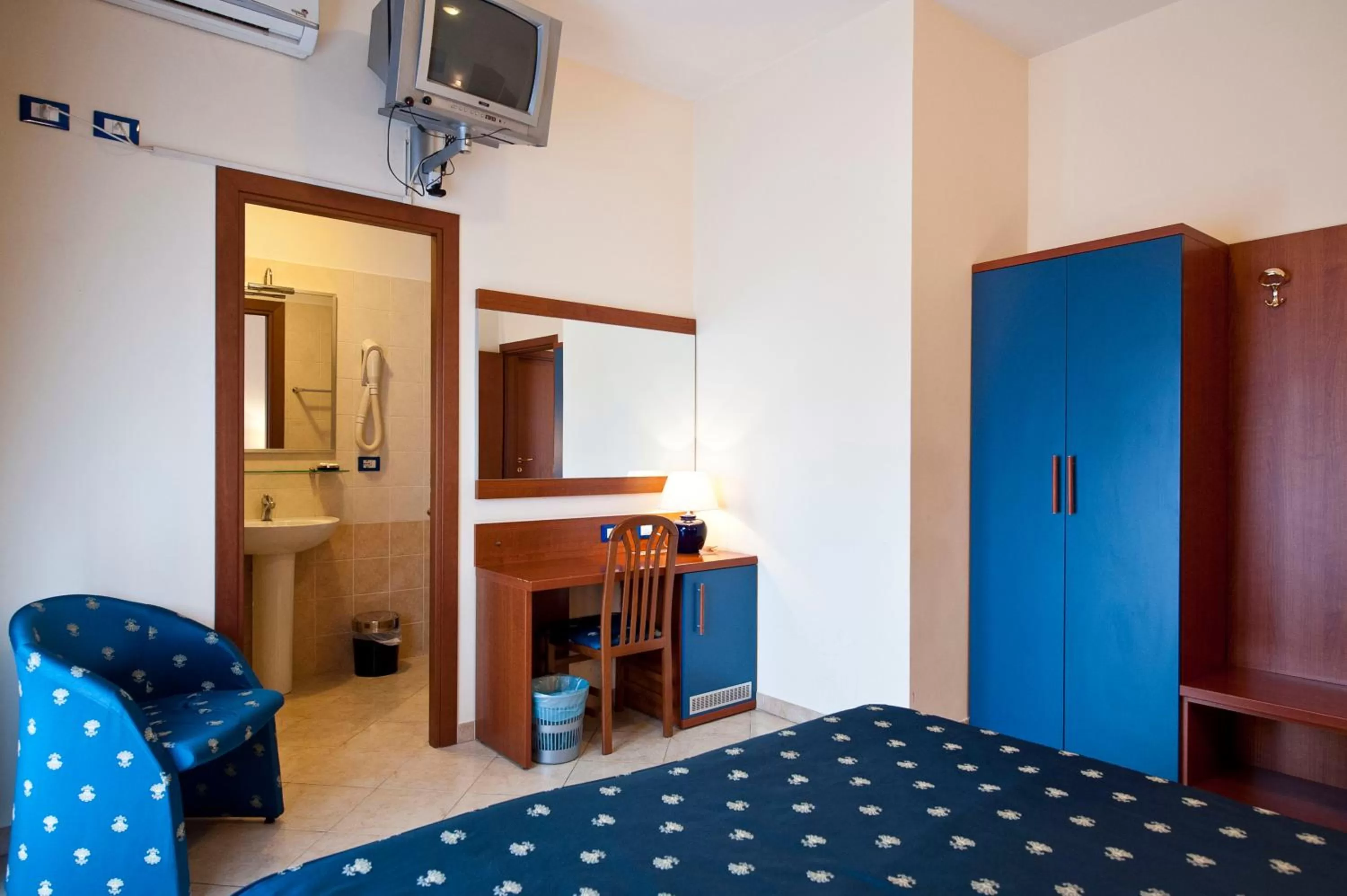 Seating area in Hotel 4 Pini