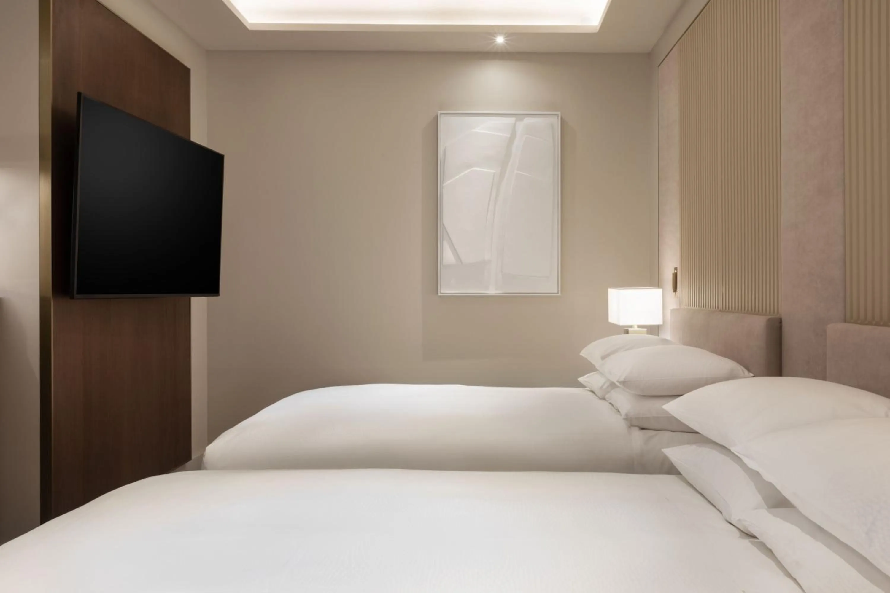 Photo of the whole room, Bed in JW Marriott Hotel Madrid