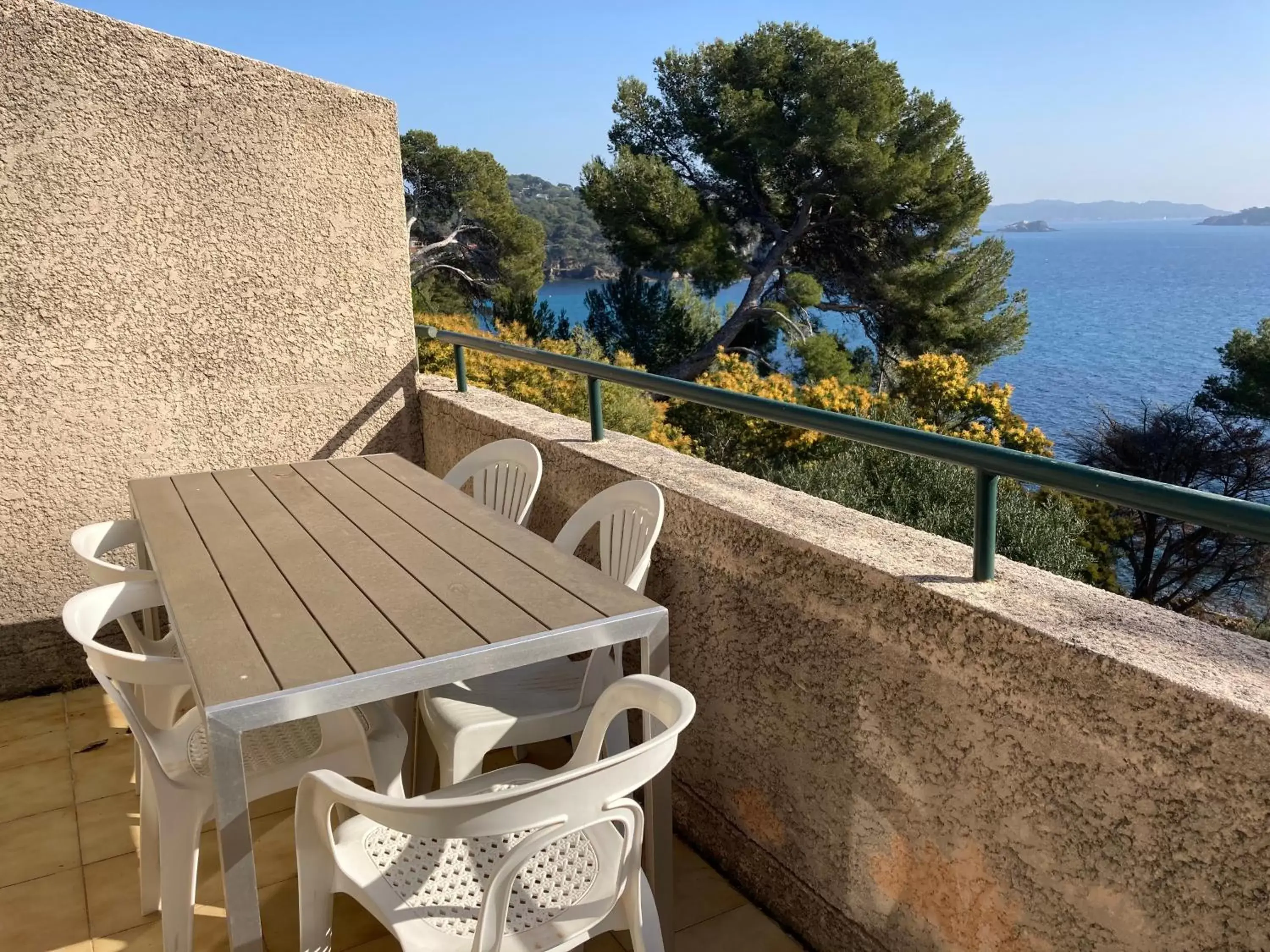 Balcony/Terrace in Hotel Provençal