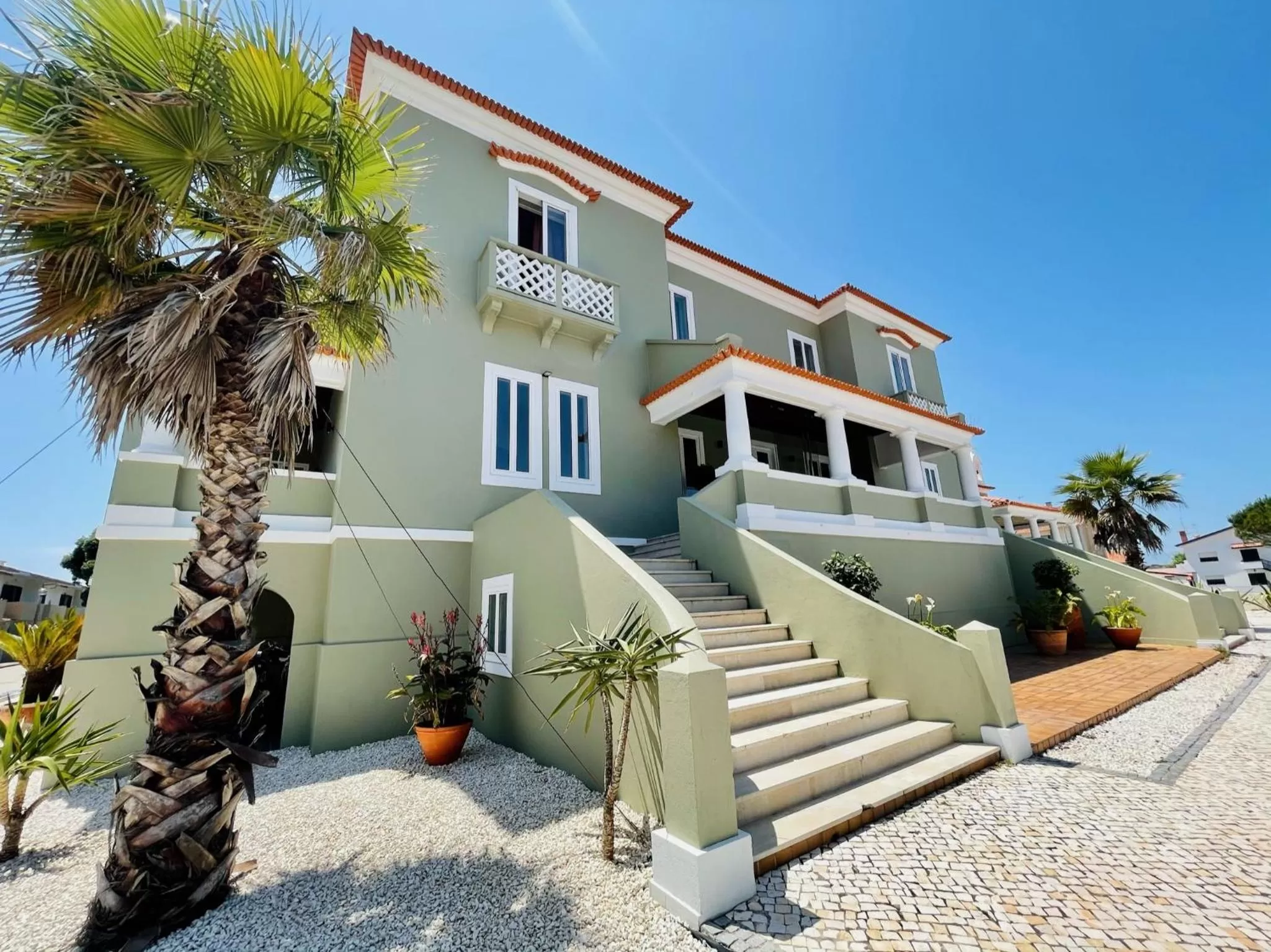 Facade/entrance, Property Building in REFÚGIO DOURADO