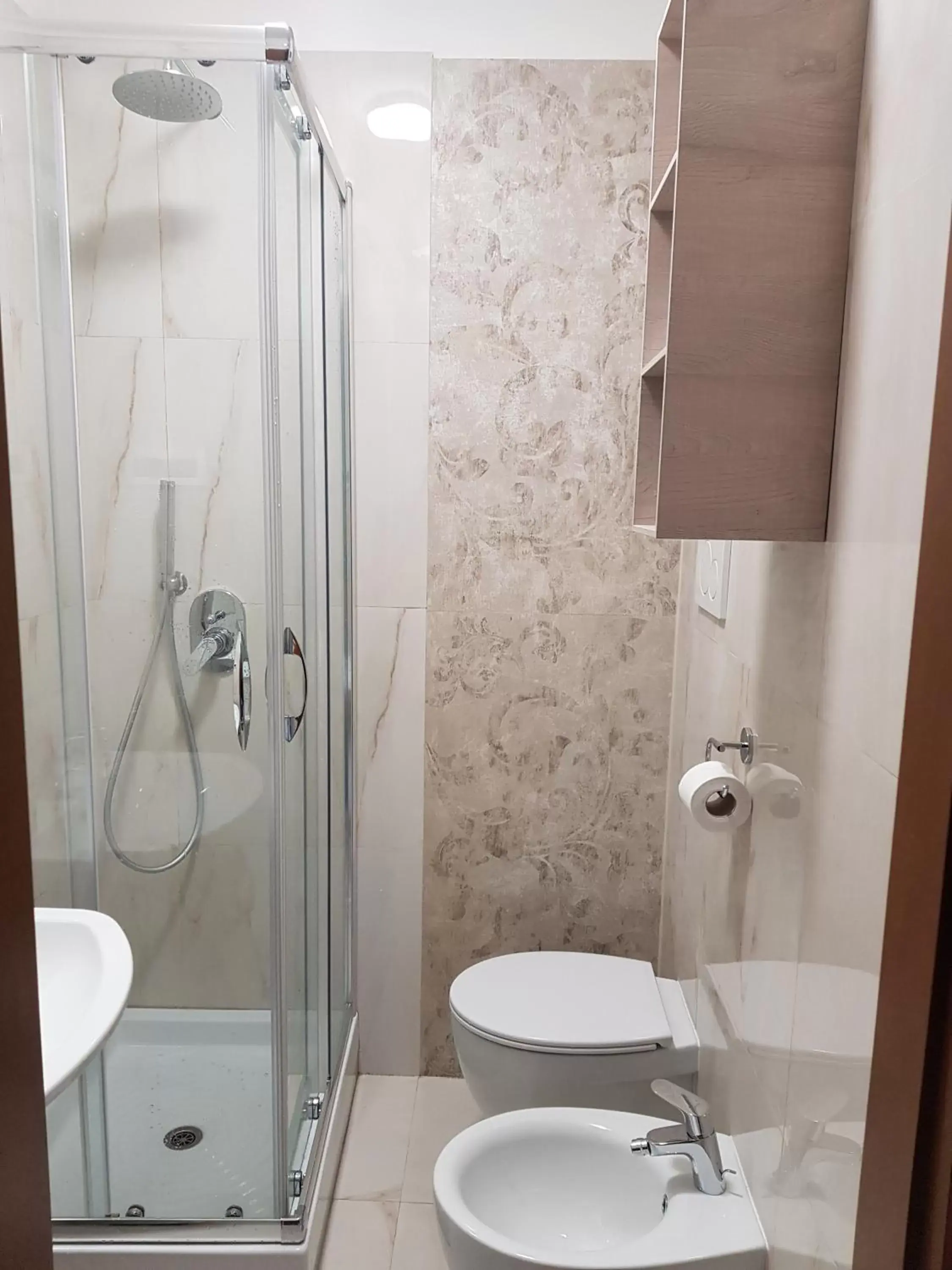 Decorative detail, Bathroom in Hotel Kennedy