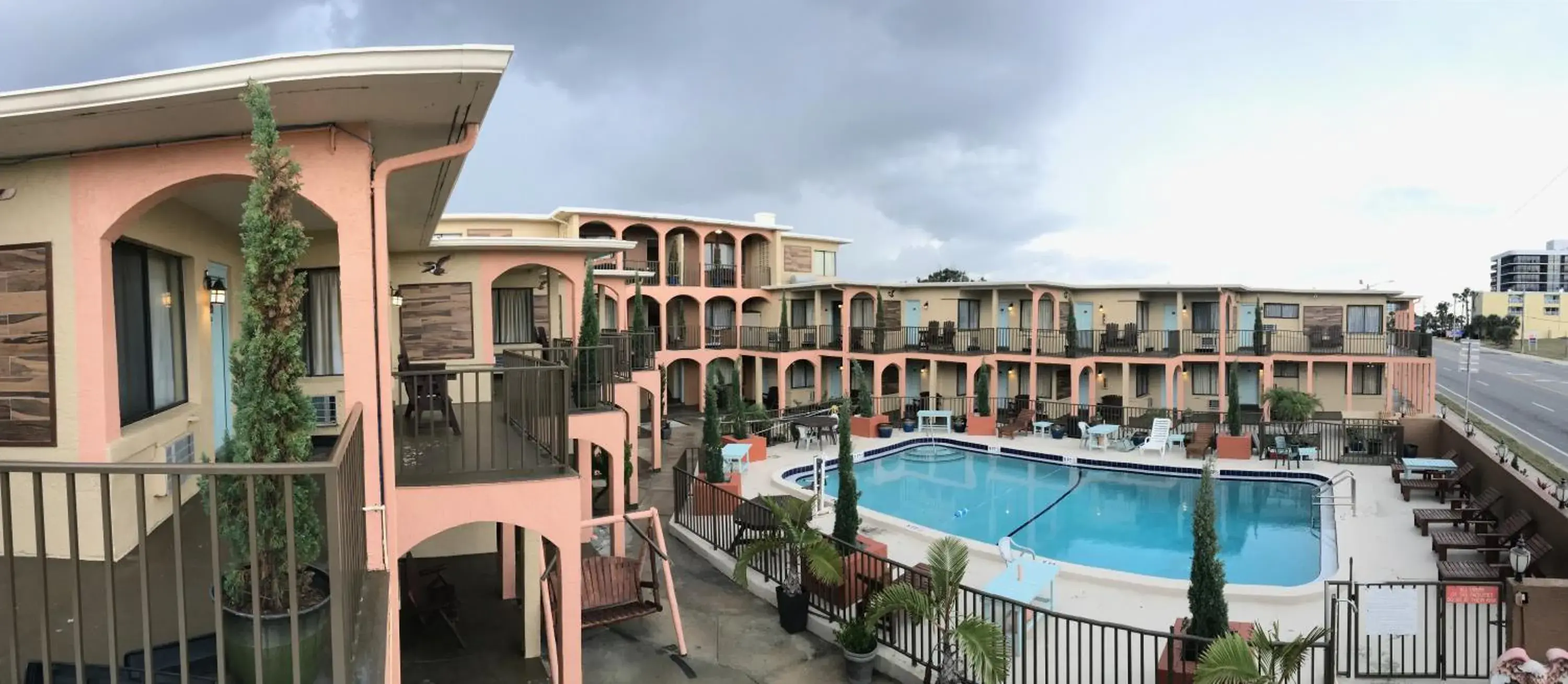 Pool View in San Marina Motel Daytona