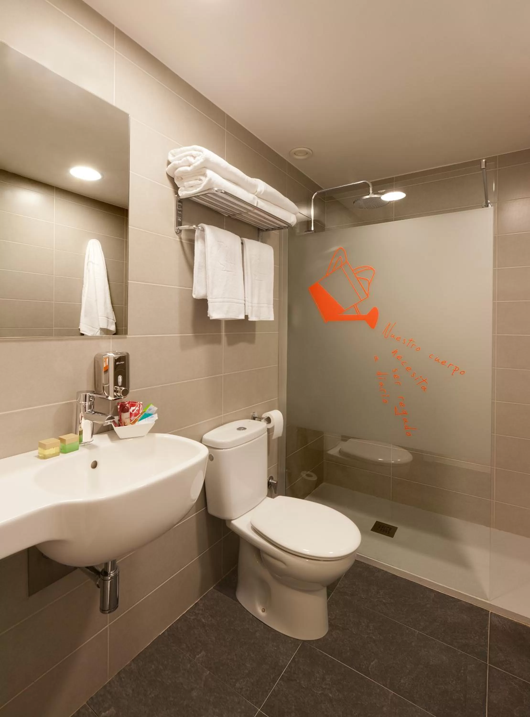 Bathroom in Hotel Luze El Villa