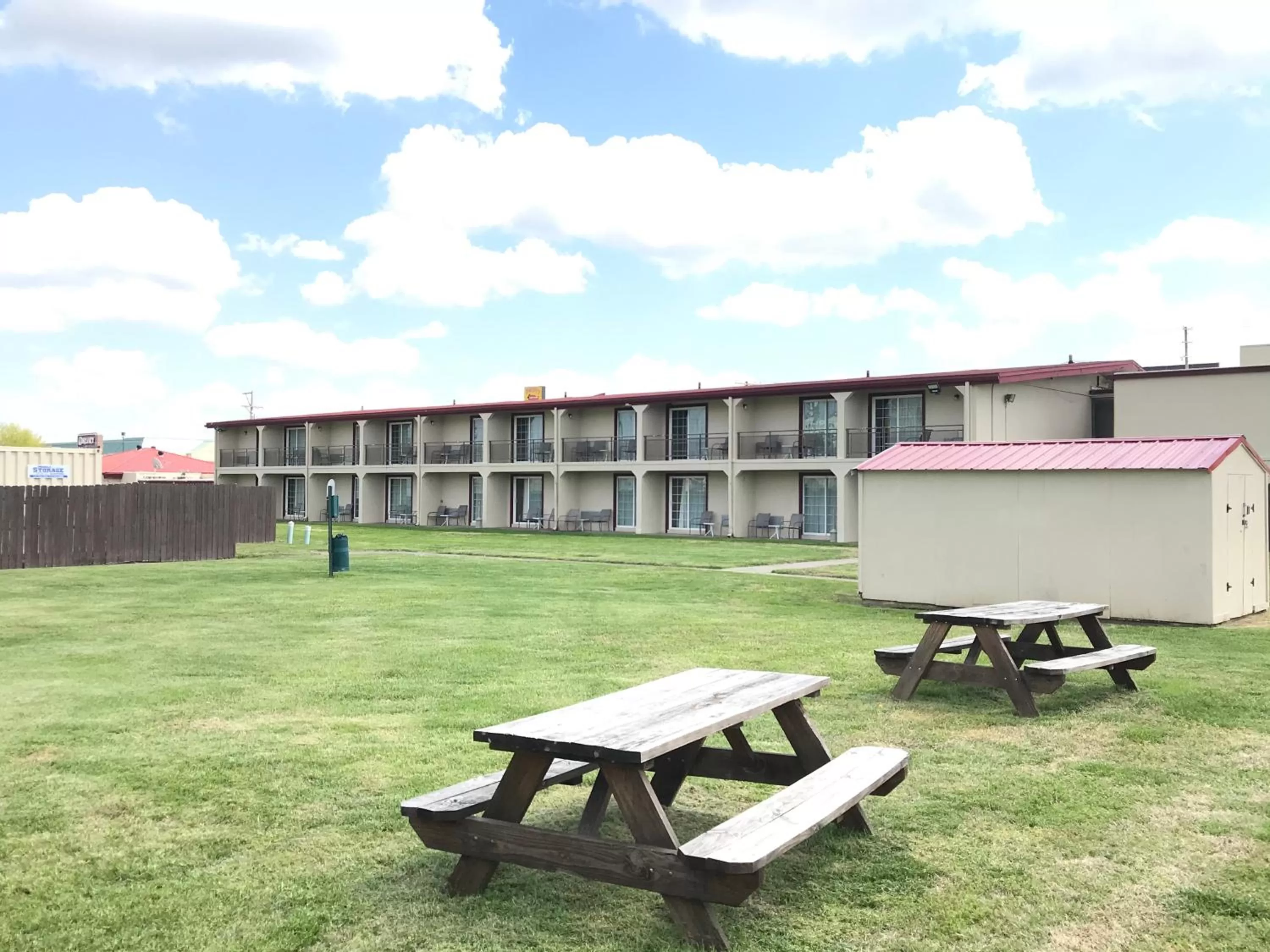 Property building in Days Inn by Wyndham Joplin