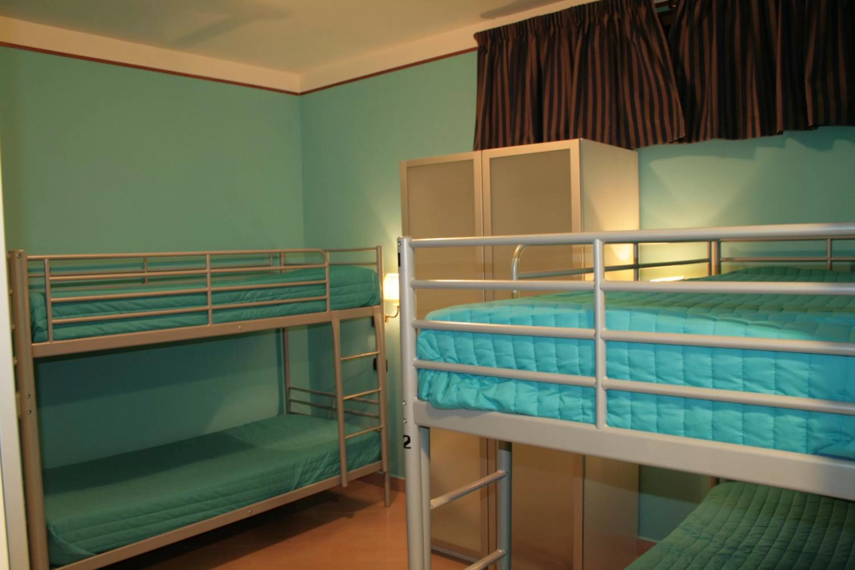 bunk bed, Bed in Ulisse Deluxe Hostel