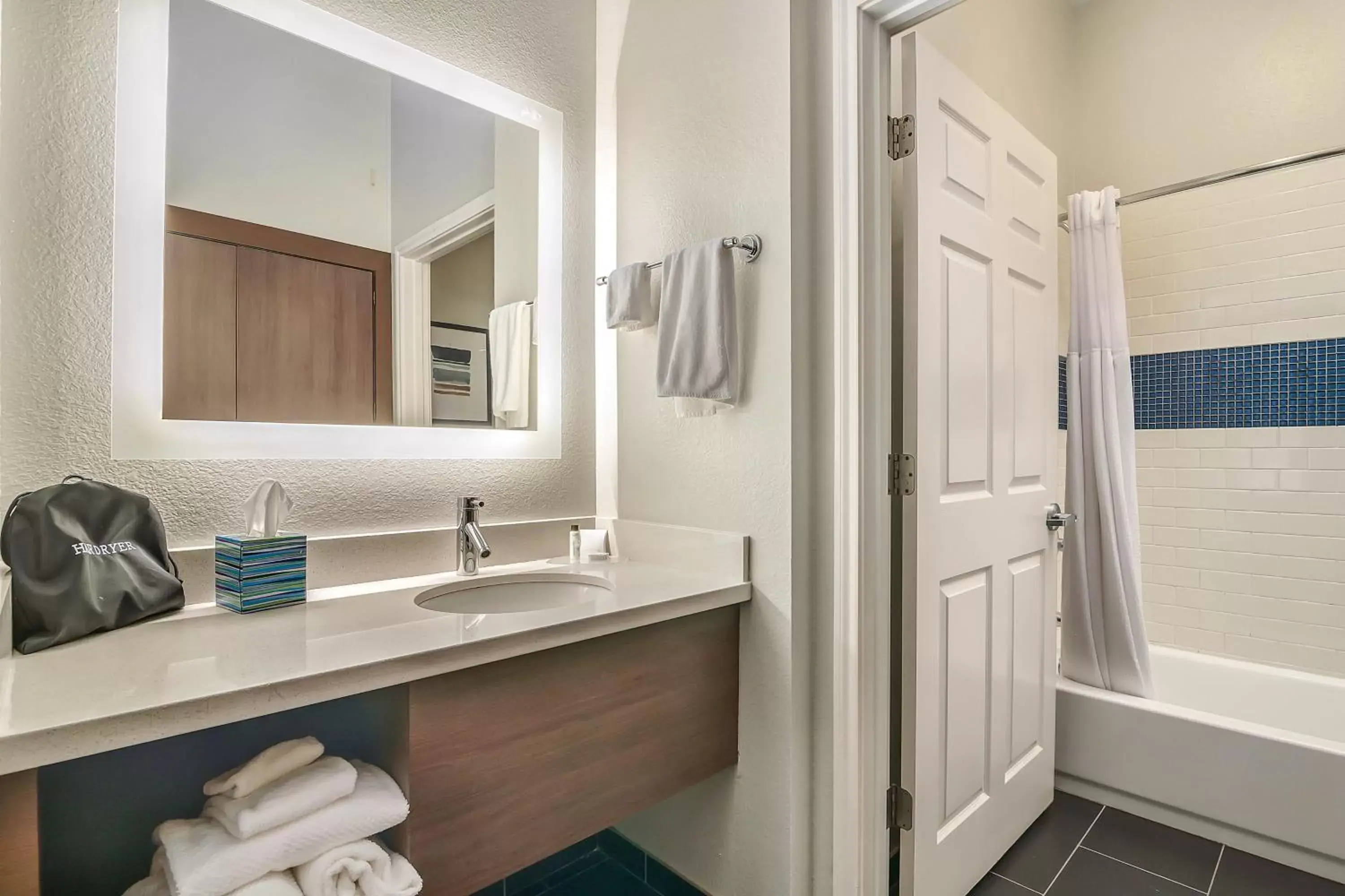 Photo of the whole room, Bathroom in Staybridge Suites Tyler University Area, an IHG Hotel