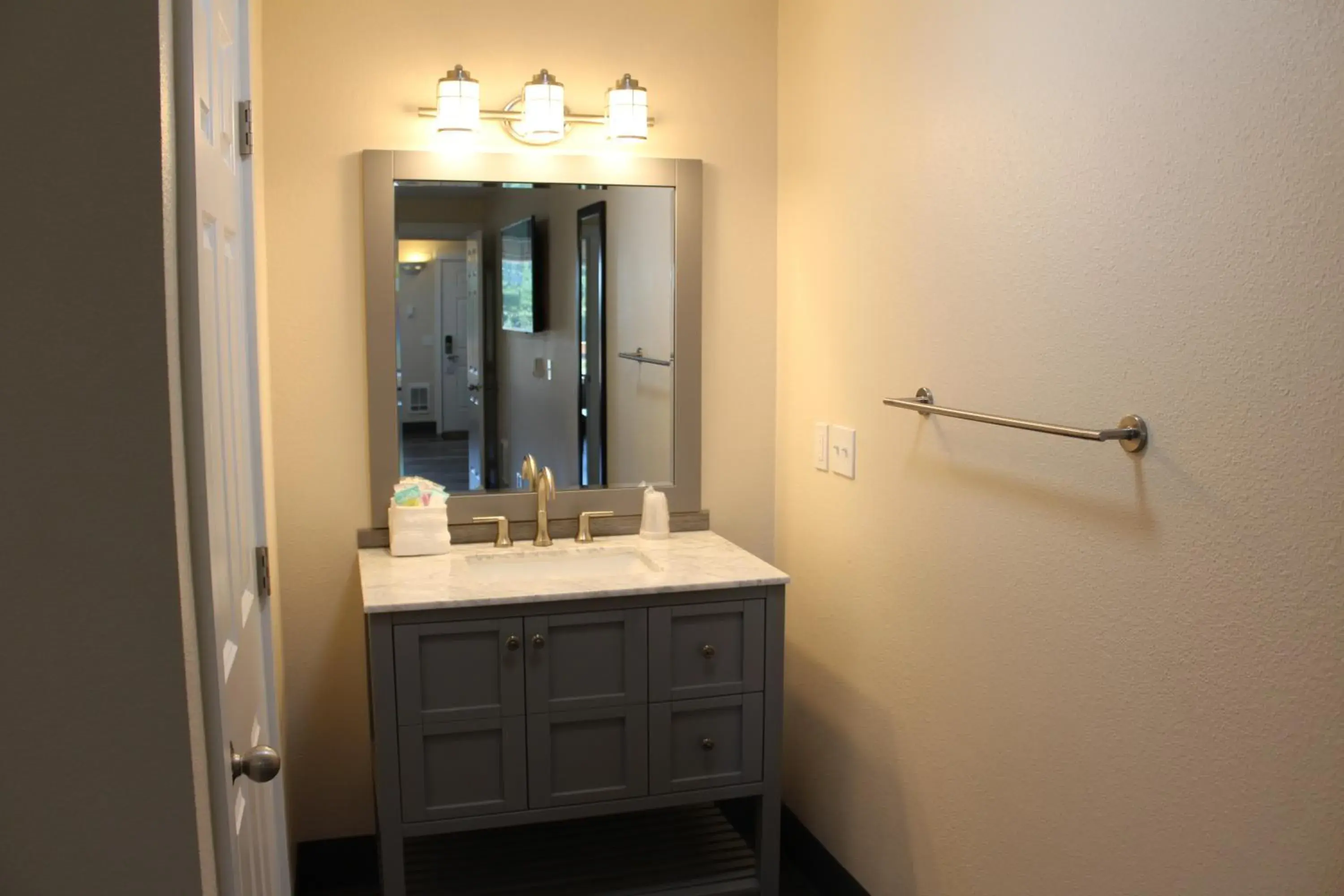 Bathroom in Inn at the Sea