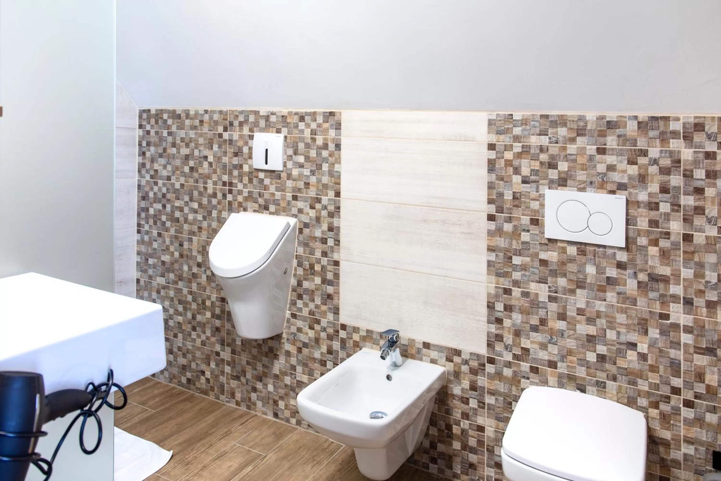 Toilet in Vila Marin Miler