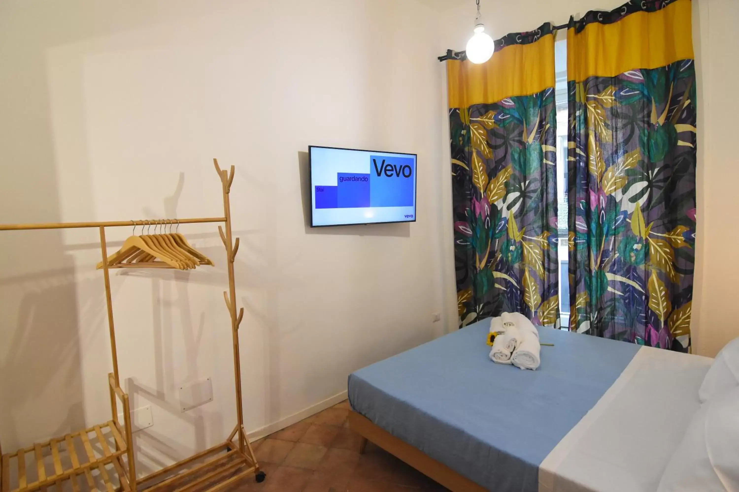 TV and multimedia, Bed in La Dimora di Artemide B&B