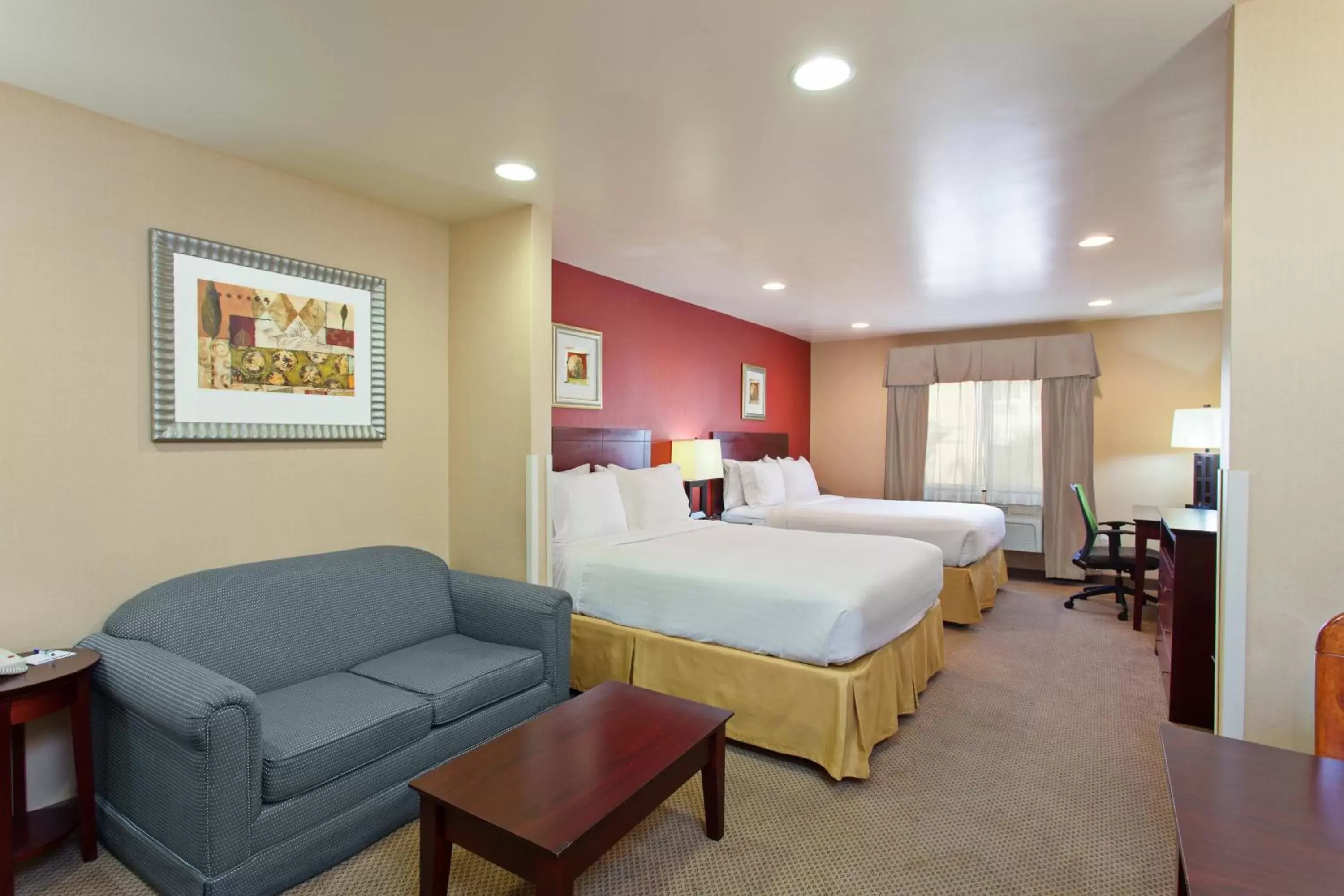 Photo of the whole room in Holiday Inn Express Hotel & Suites Los Angeles Airport Hawthorne, an IHG Hotel