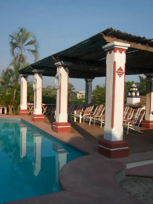 Swimming Pool in Hotel Paraiso Escondido