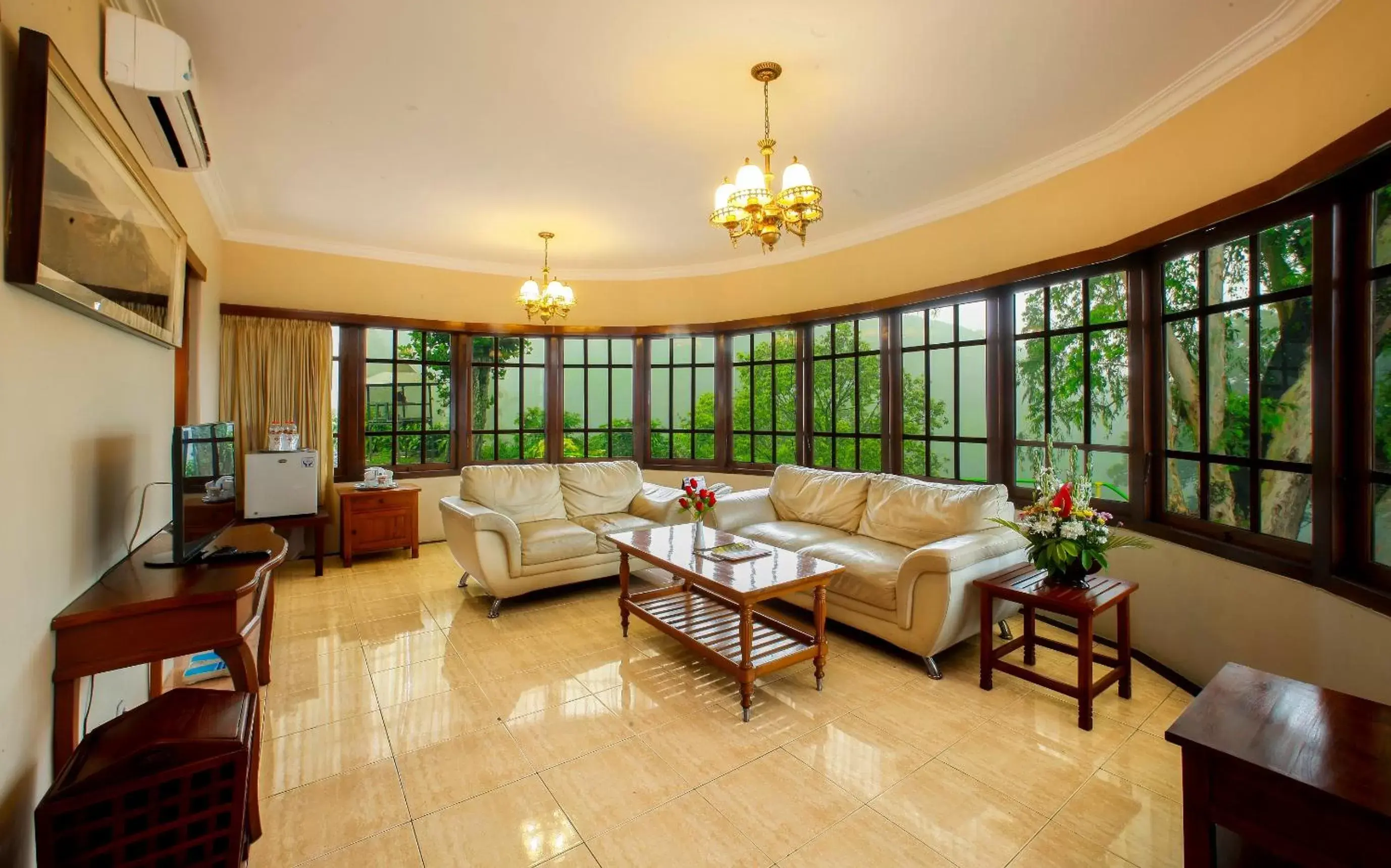 Living room, Seating Area in Inna Tretes Hotel & Resort