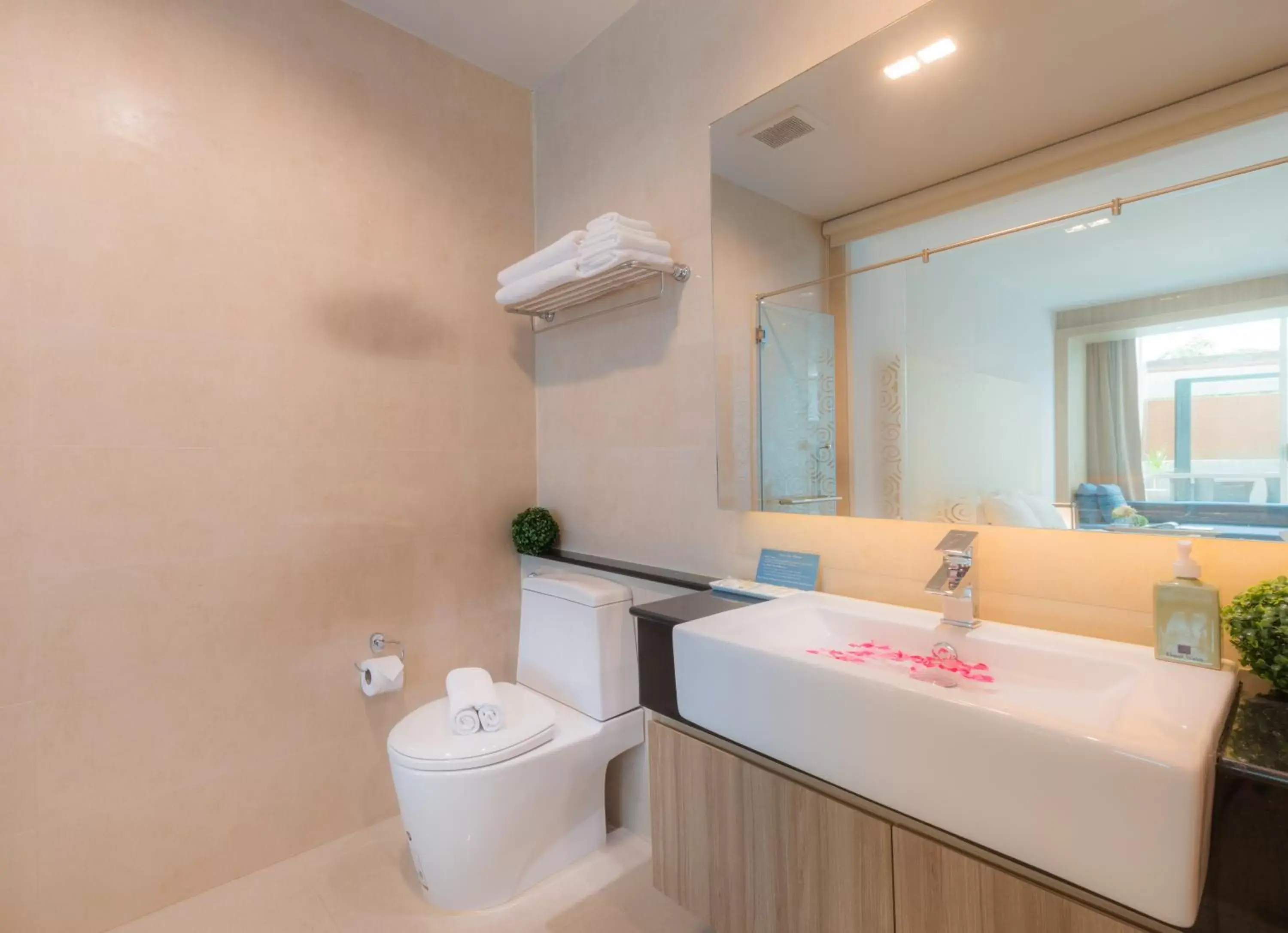 Bathroom in Grand Vista Hotel Chiangrai-SHA Extra Plus