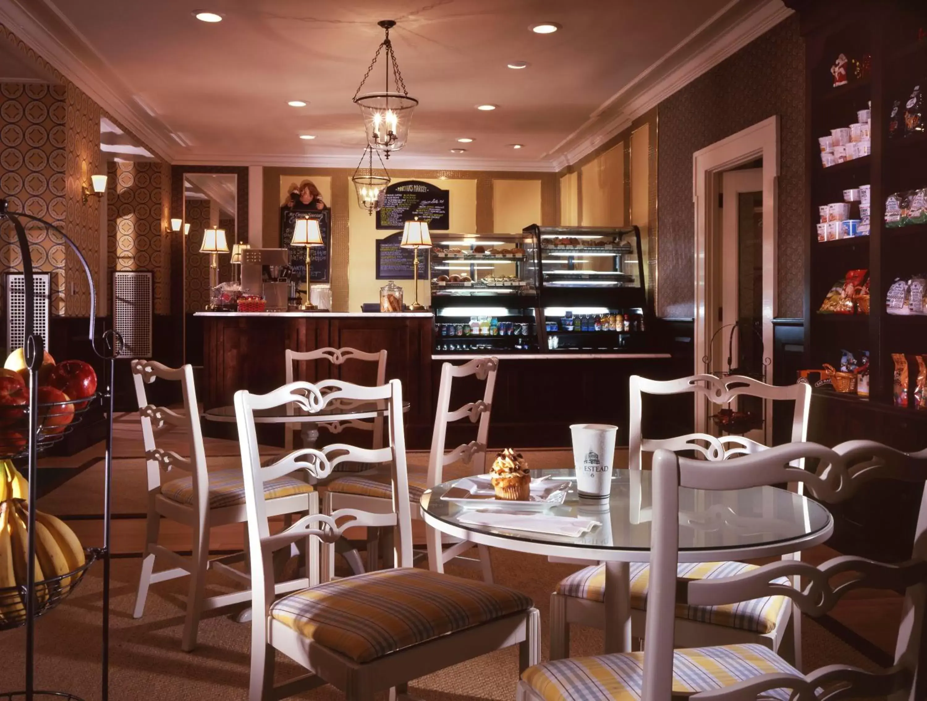 Coffee/tea facilities, Restaurant/Places to Eat in The Omni Homestead Resort