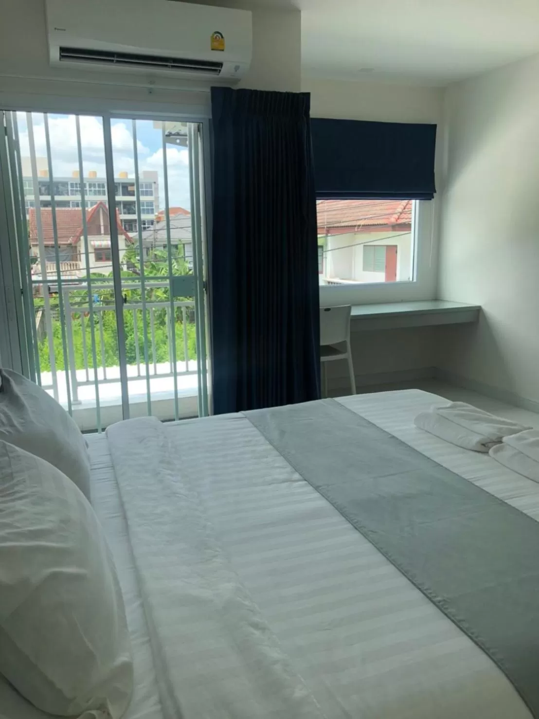 Bed in Icare Residence & Hotel