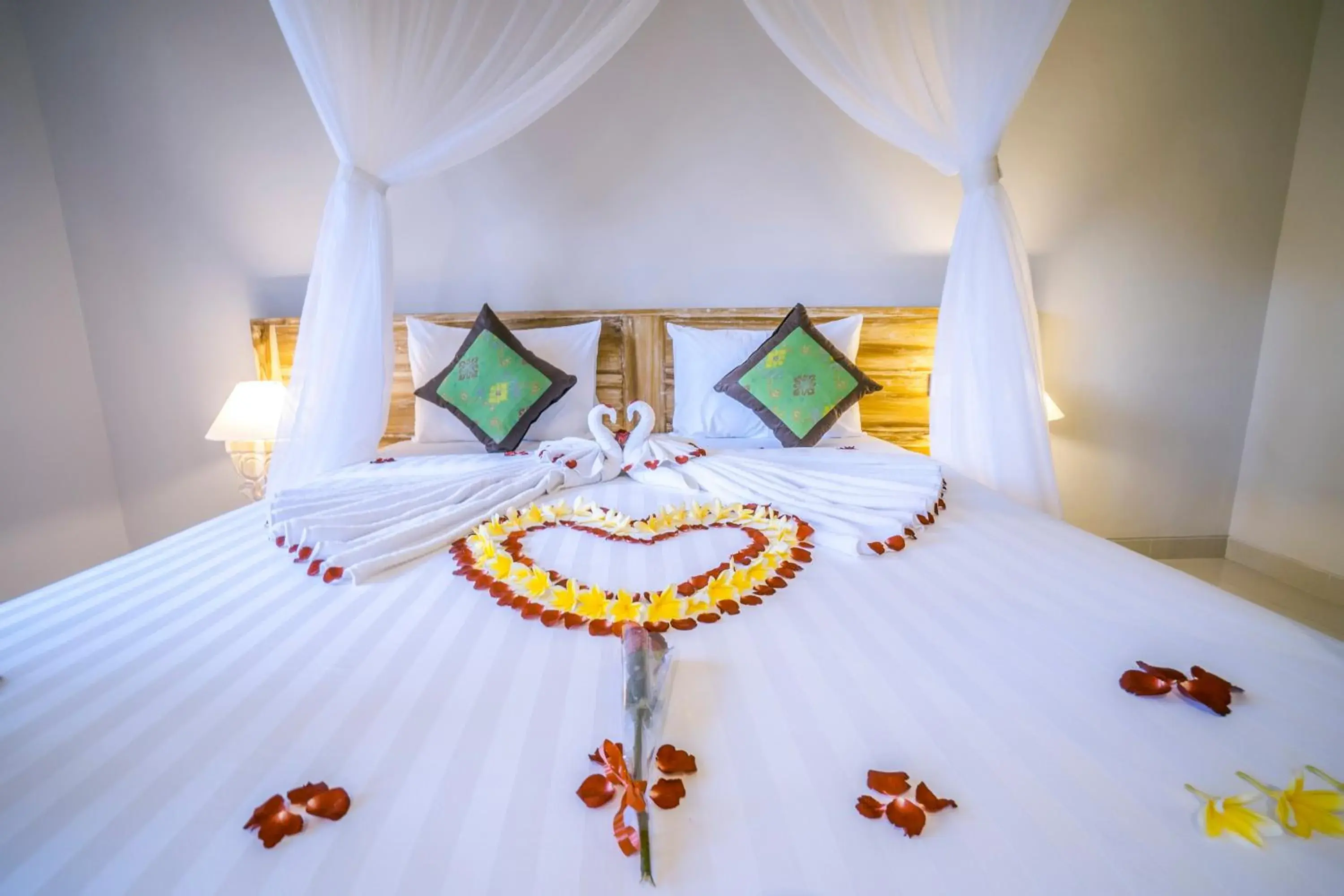 Bedroom, Bed in Ubud Tropical Garden 2