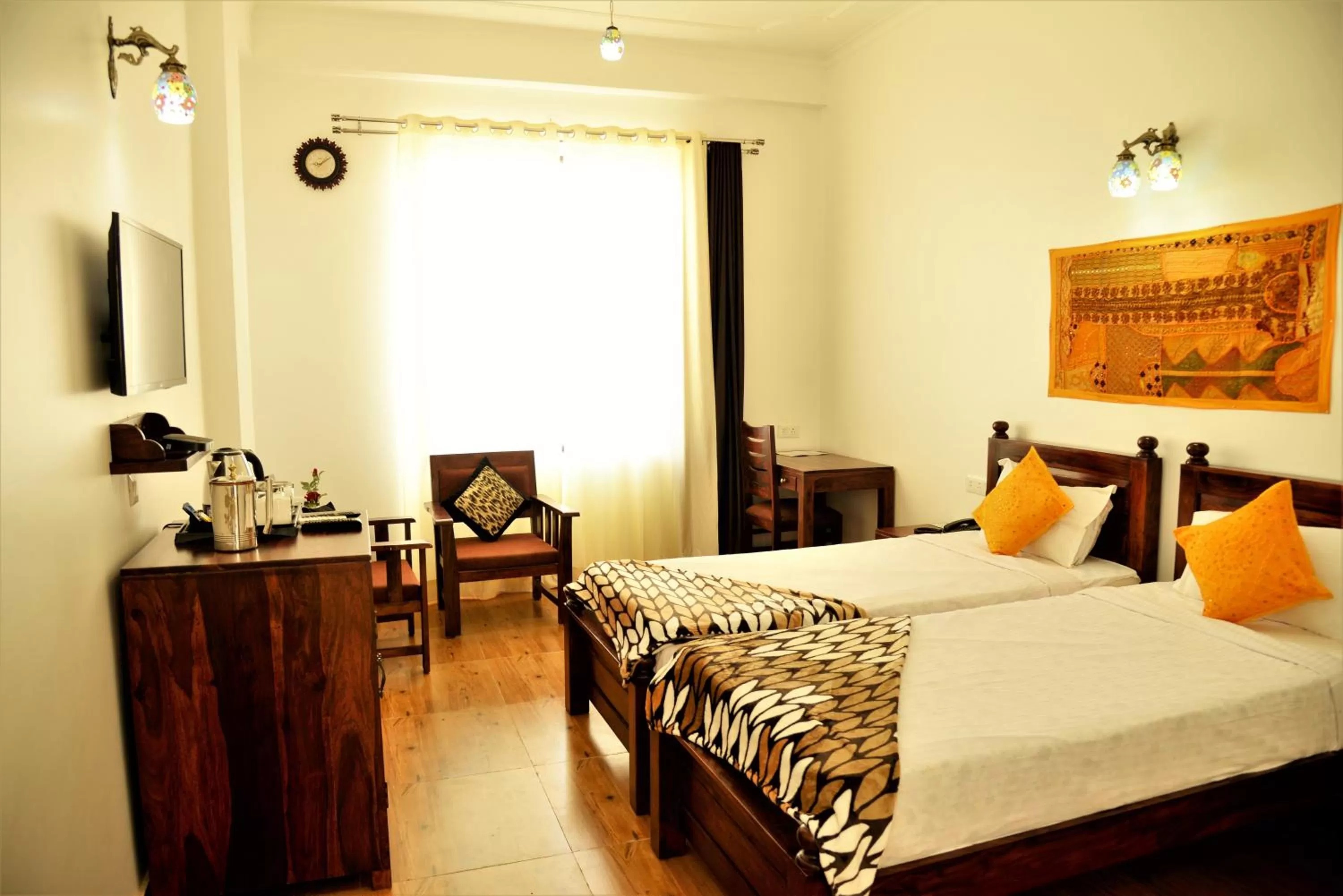 Property building in Omak Tiger Seven