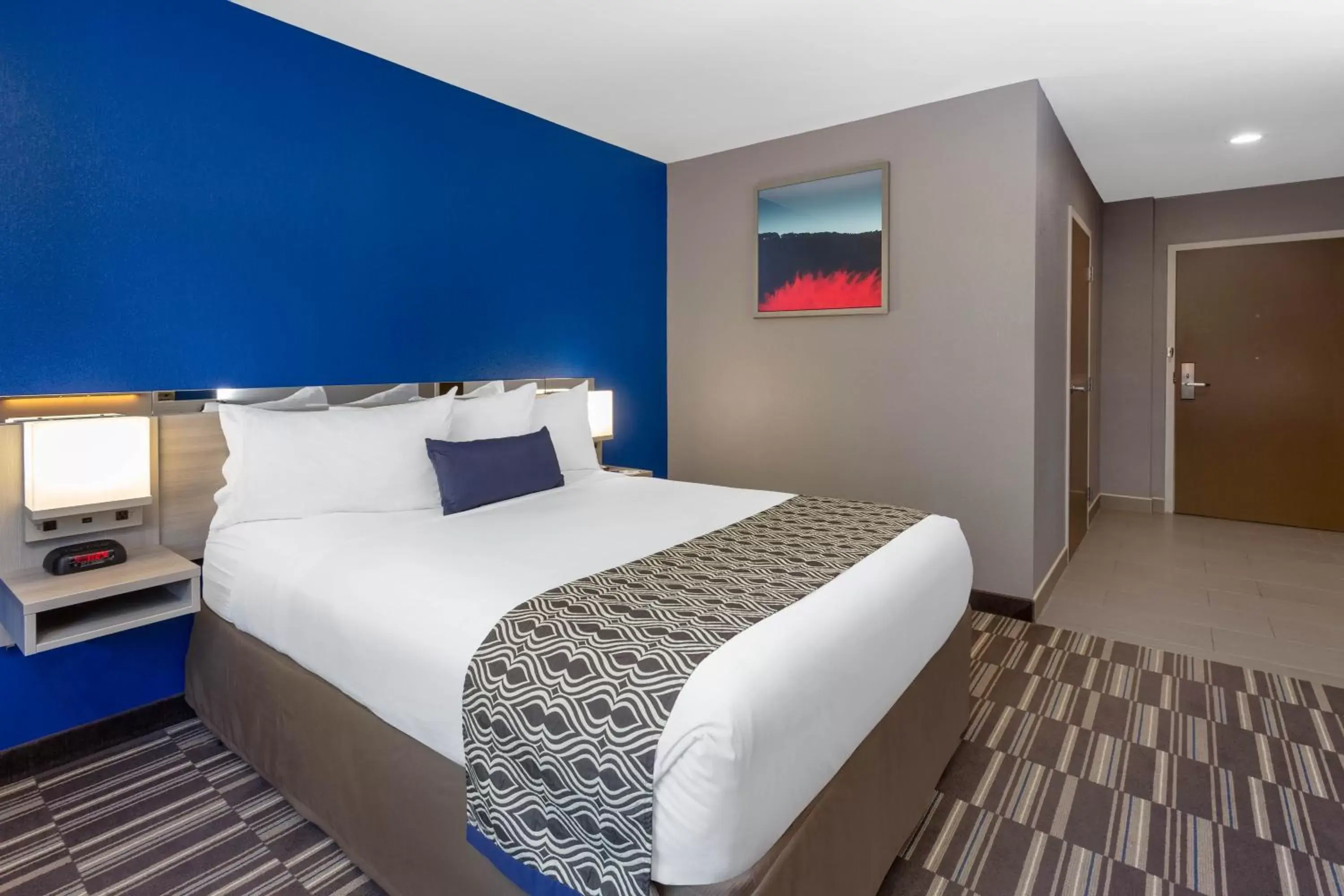 Bedroom, Bed in Microtel Inn & Suites by Wyndham Bethel/Danbury