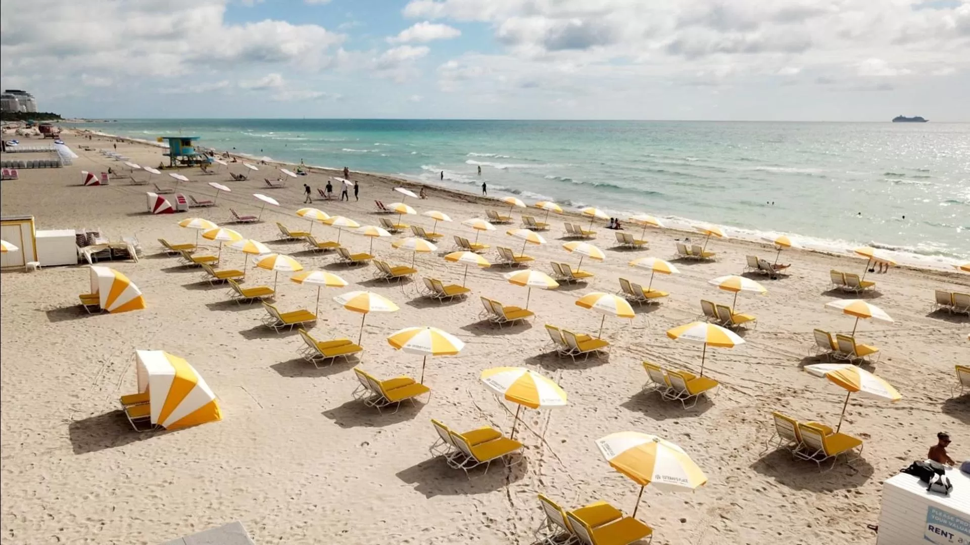 Beach in Villa Italia South Beach