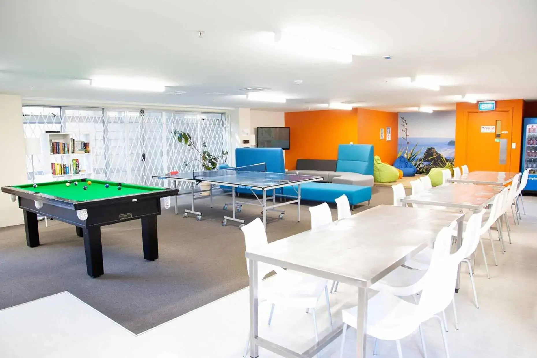 Communal lounge/ TV room, Billiards in City Lodge Accommodation