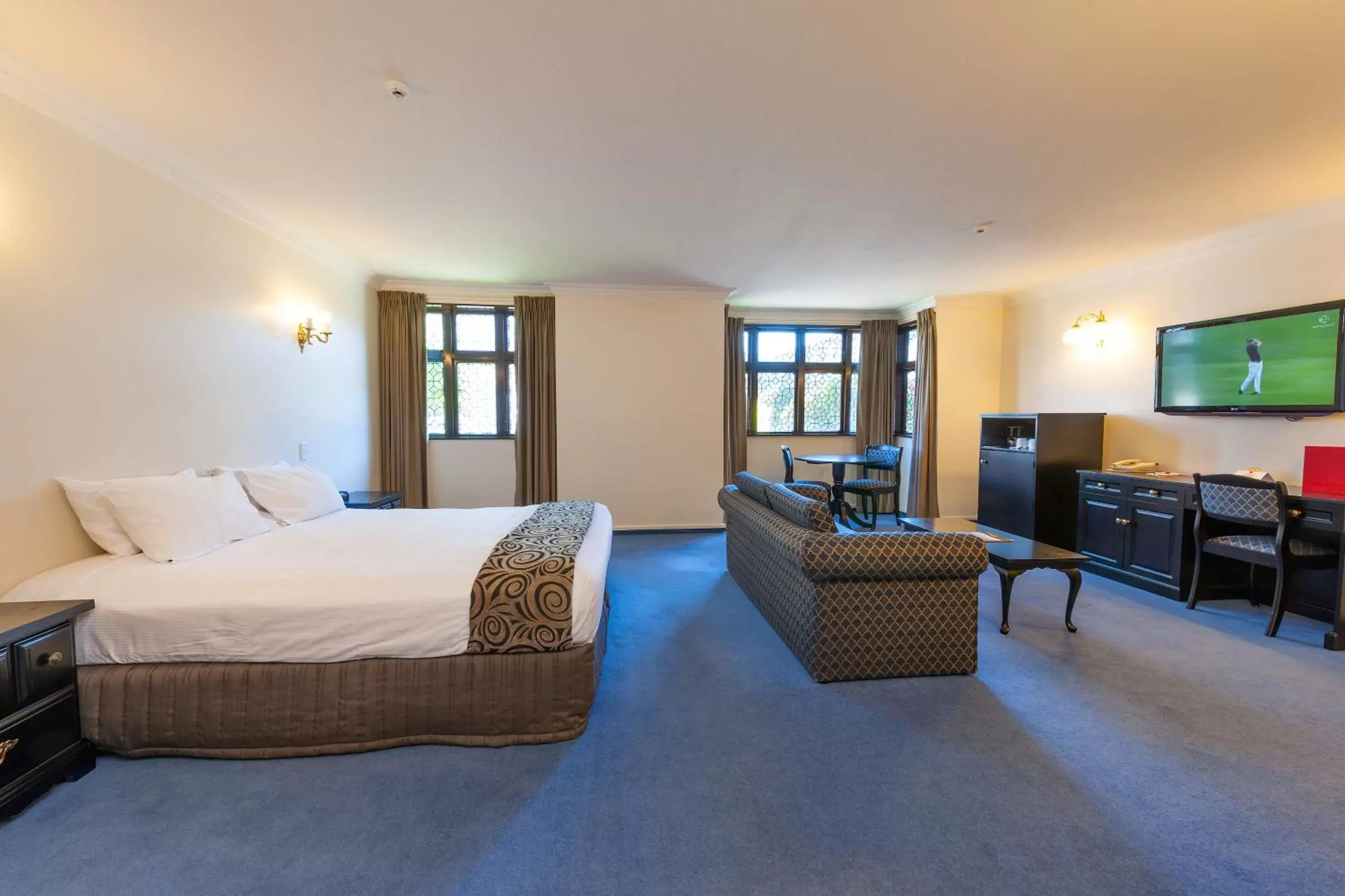 Queen Studio in Scenic Hotel Cotswold