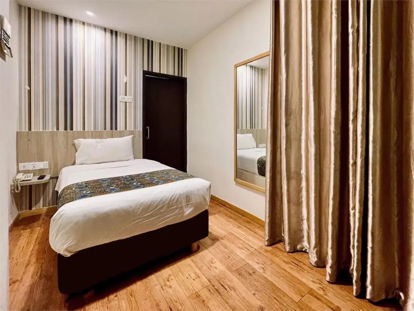 Single Room in My Hotel @ Bukit Bintang Single Room in My Hotel @ Bukit Bintang