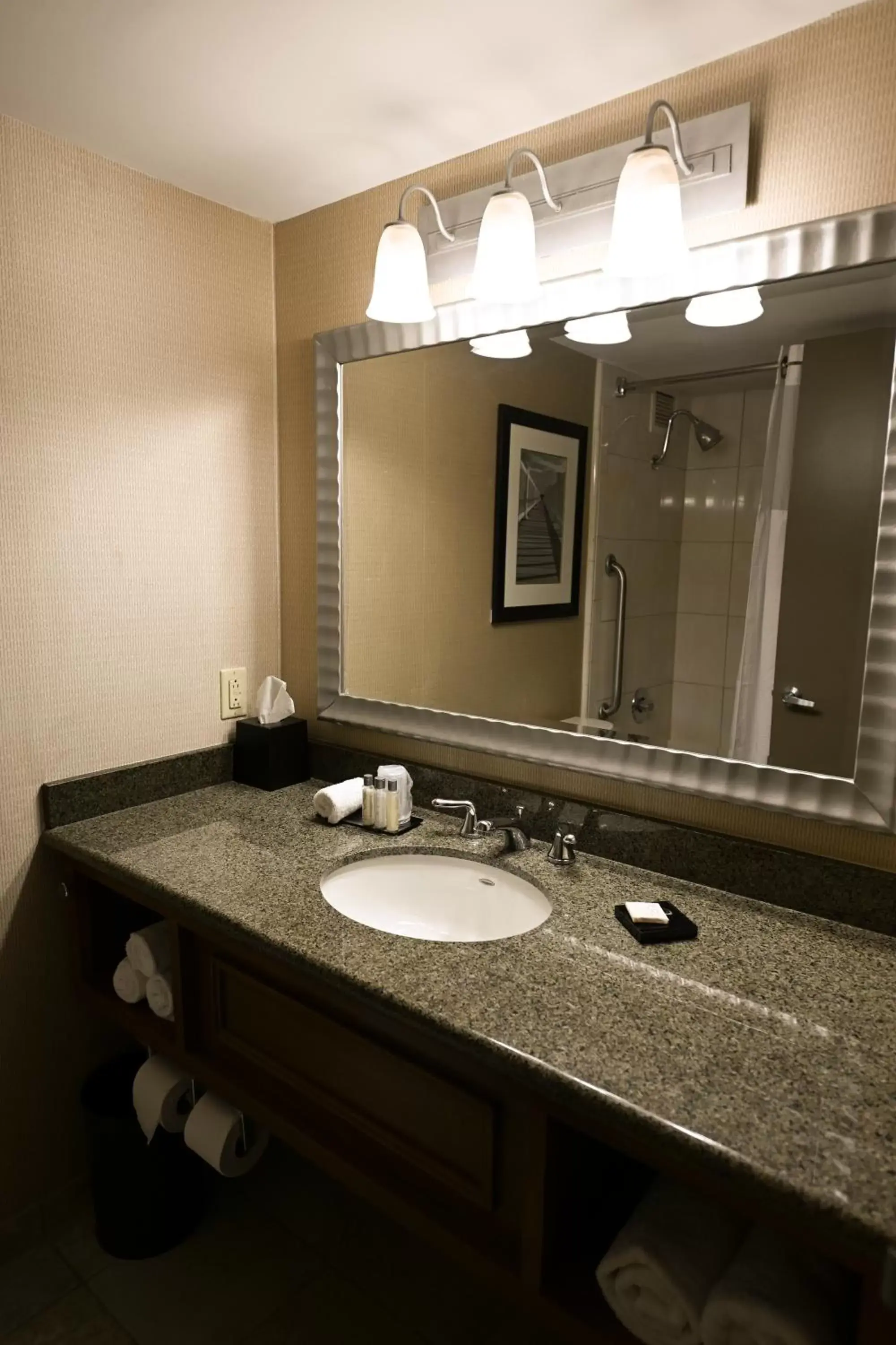 Bathroom in Grand Resort Hotel - Mt Laurel - Philadelphia