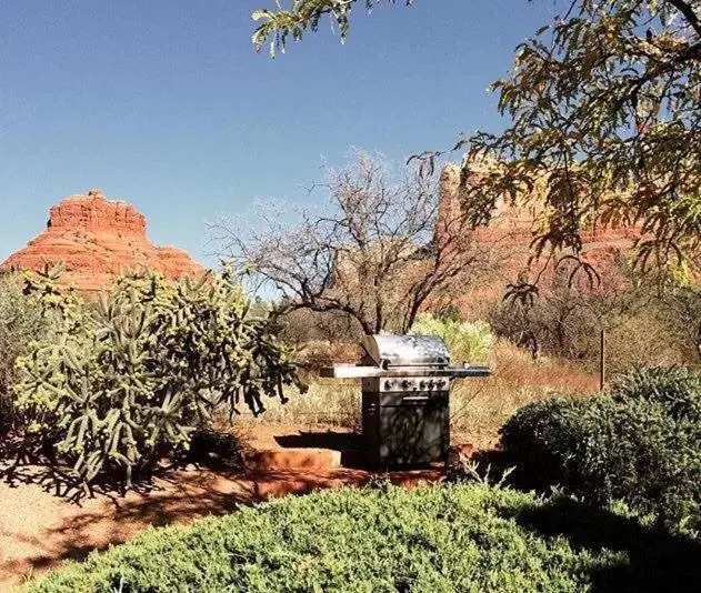 BBQ facilities, Property Building in Cozy Cactus Resort sorta-kinda