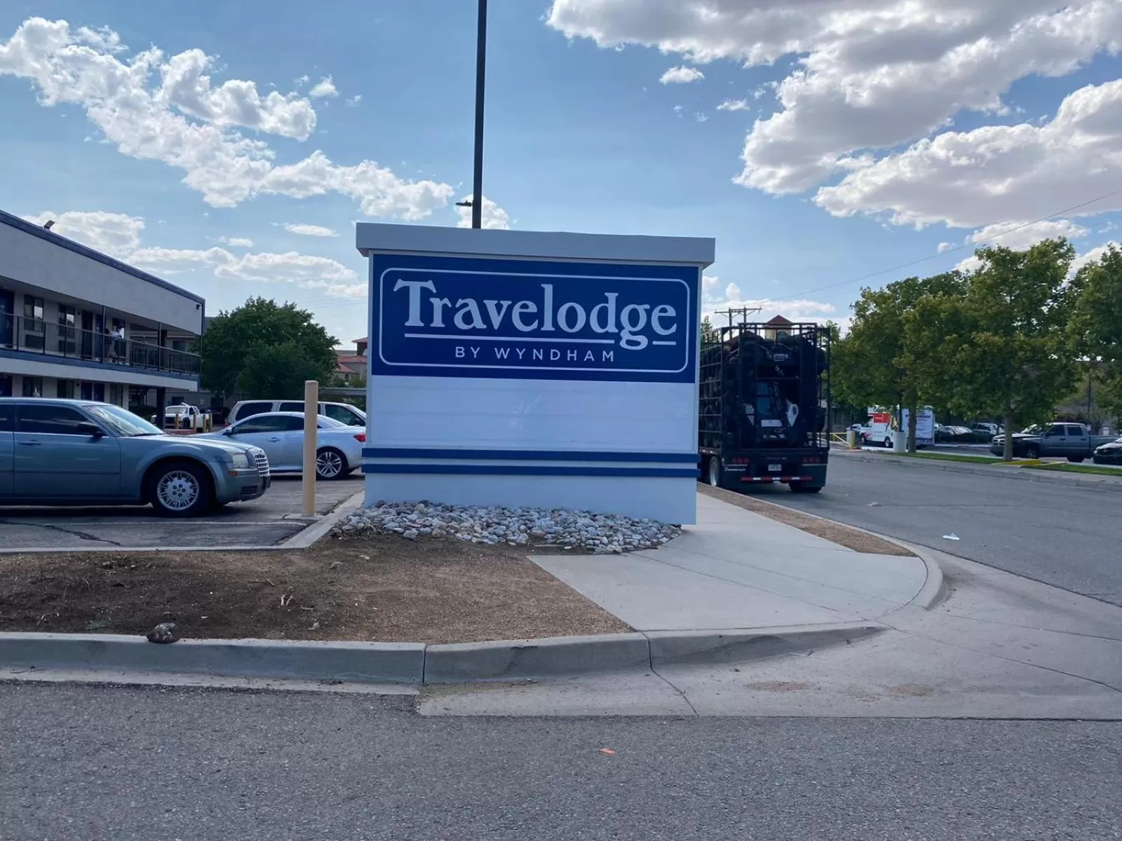 Facade/entrance in Travelodge by Wyndham Albuquerque West
