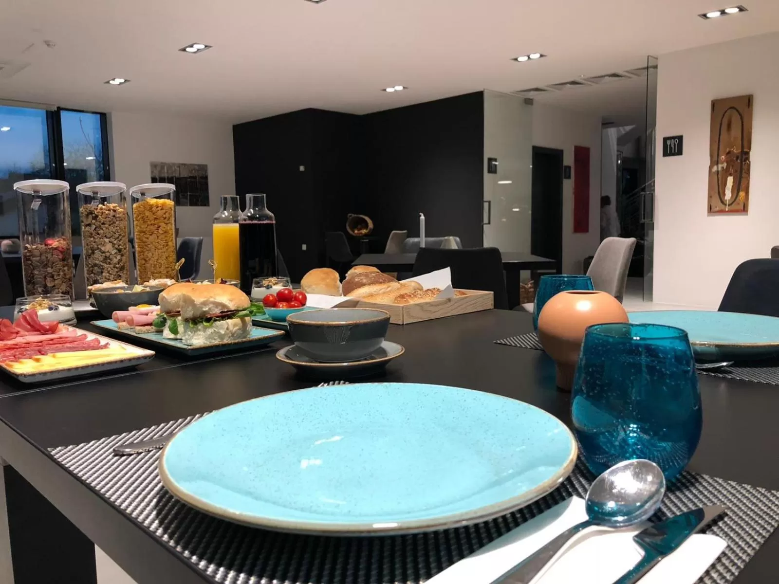 Food and drinks in Hotel Cubis