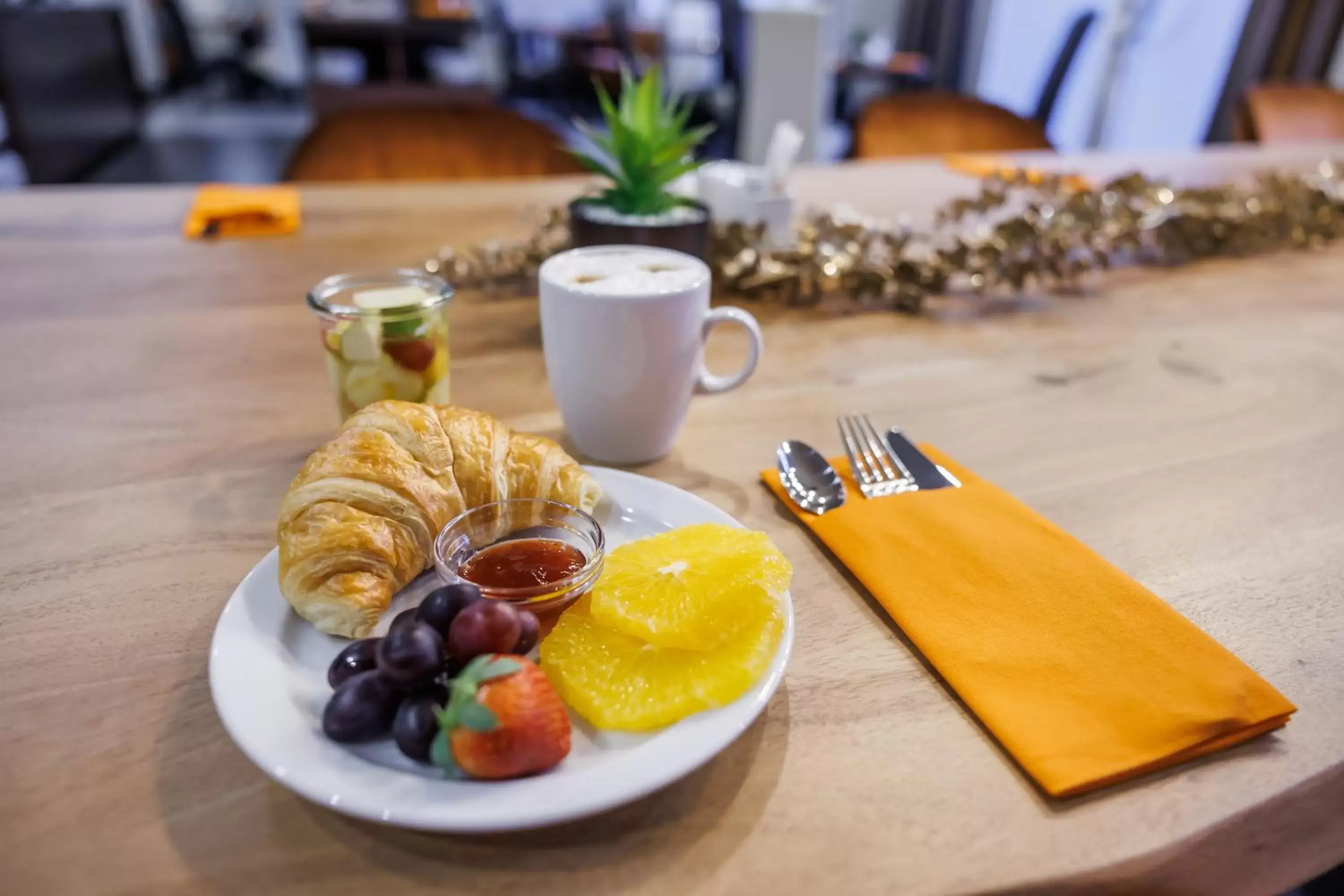 Breakfast in Hotel Lützow