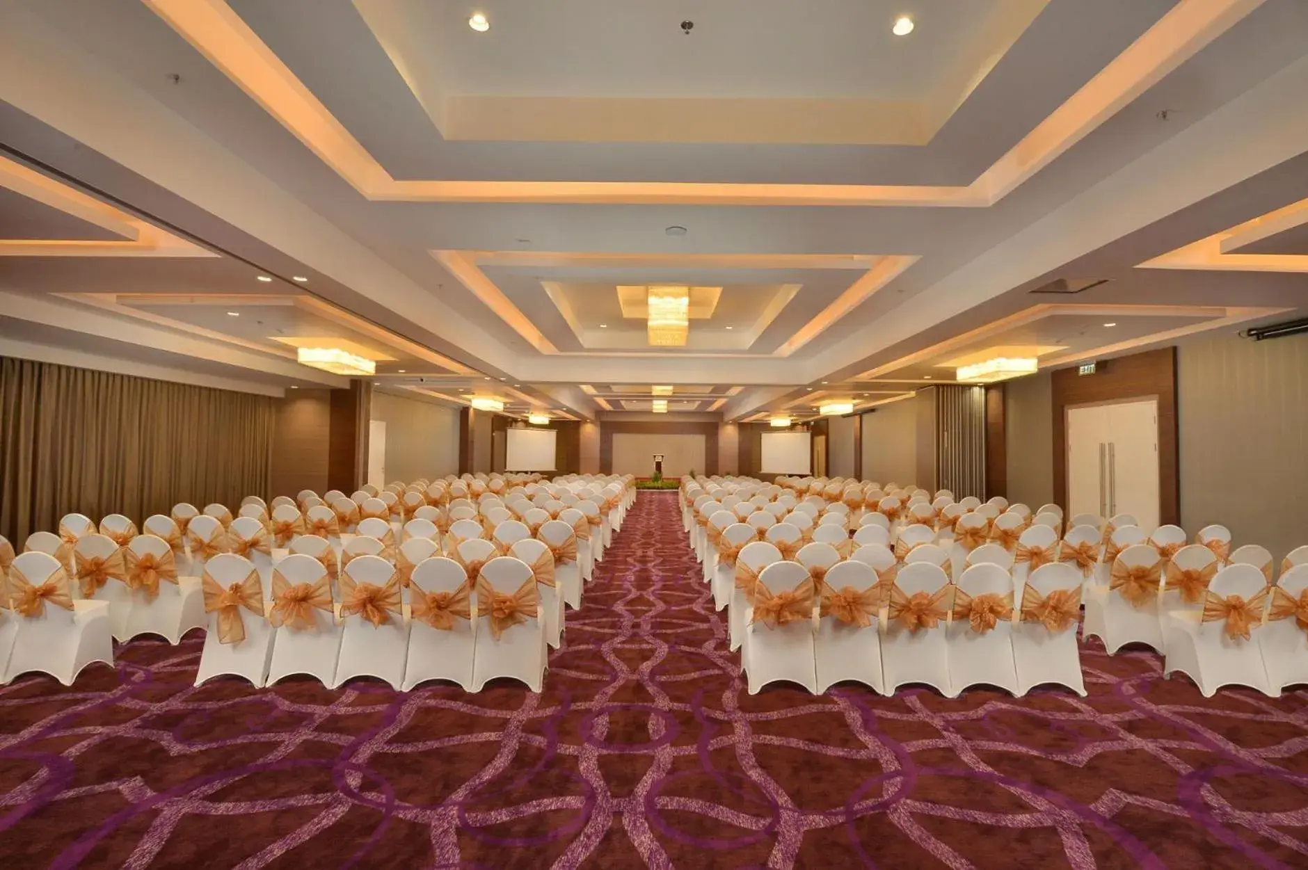 Banquet Facilities in Platinum Adisucipto Yogyakarta Hotel & Conference Center